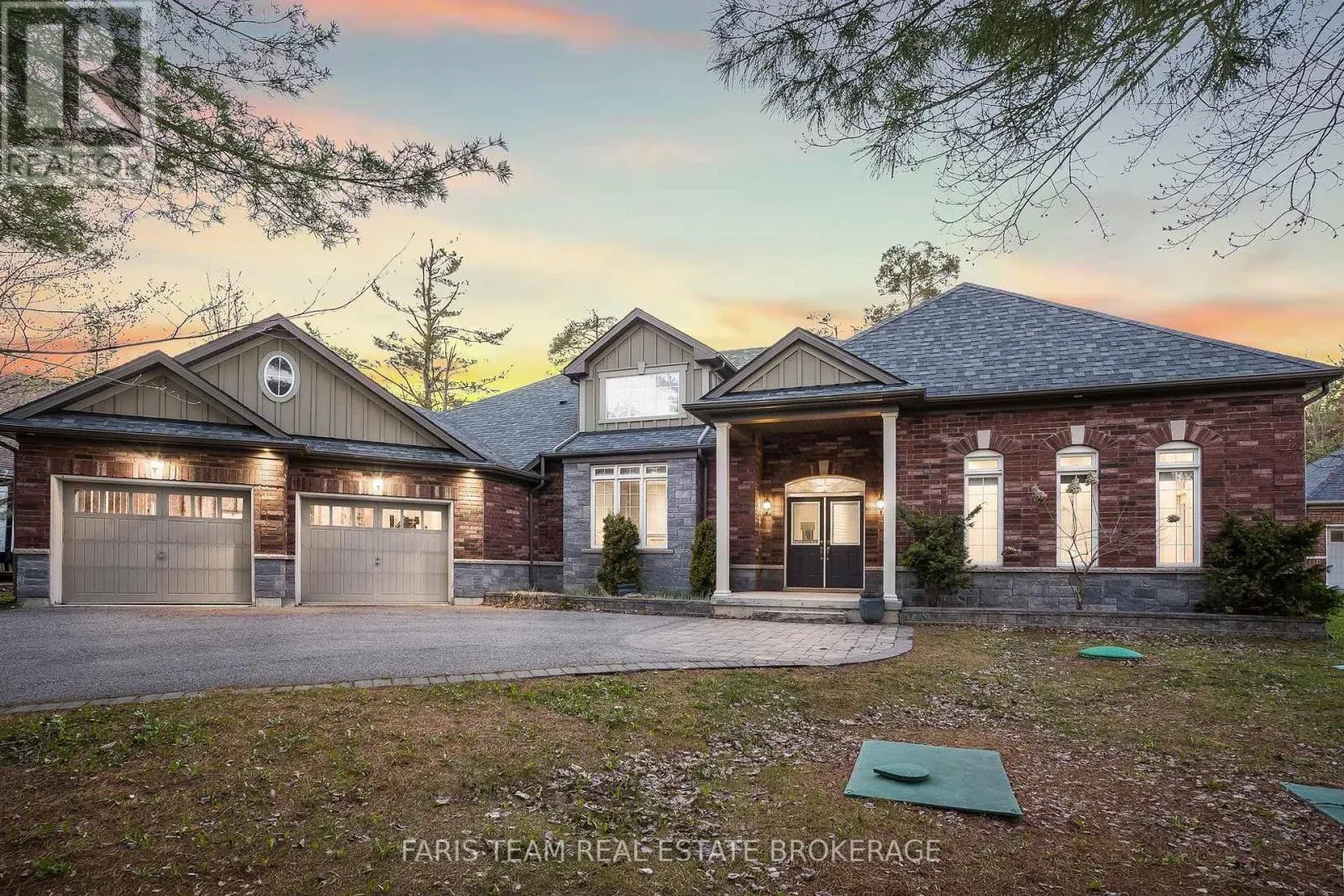 4 DIAMOND VALLEY DRIVE