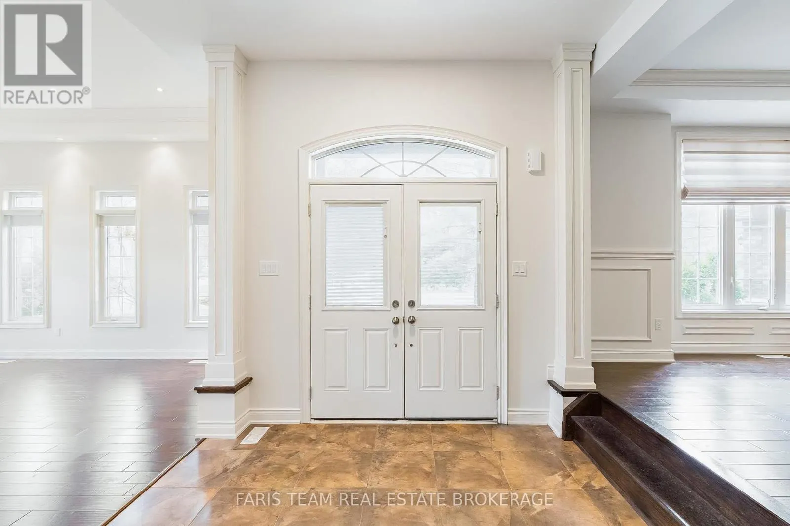 4 DIAMOND VALLEY DRIVE