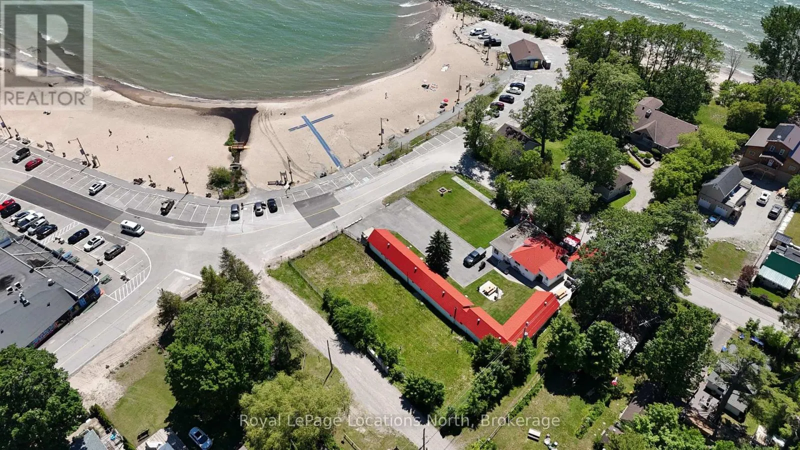 11 TINY BEACHES ROAD N