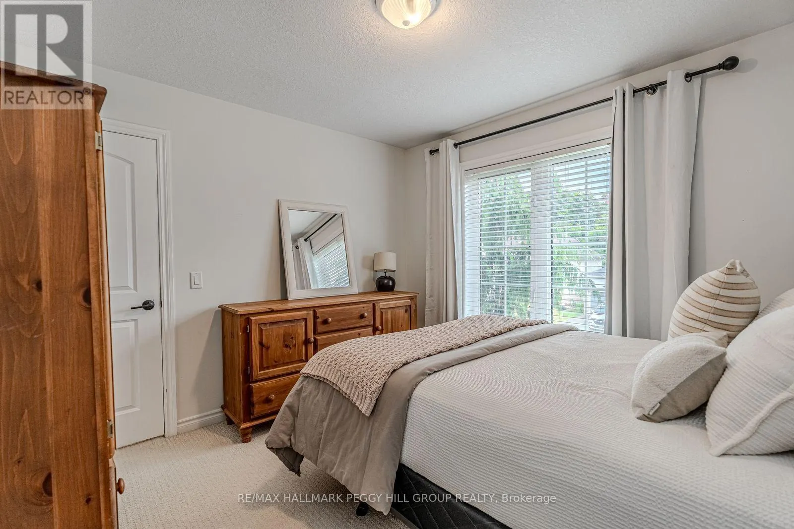 11 OAKMONT AVENUE