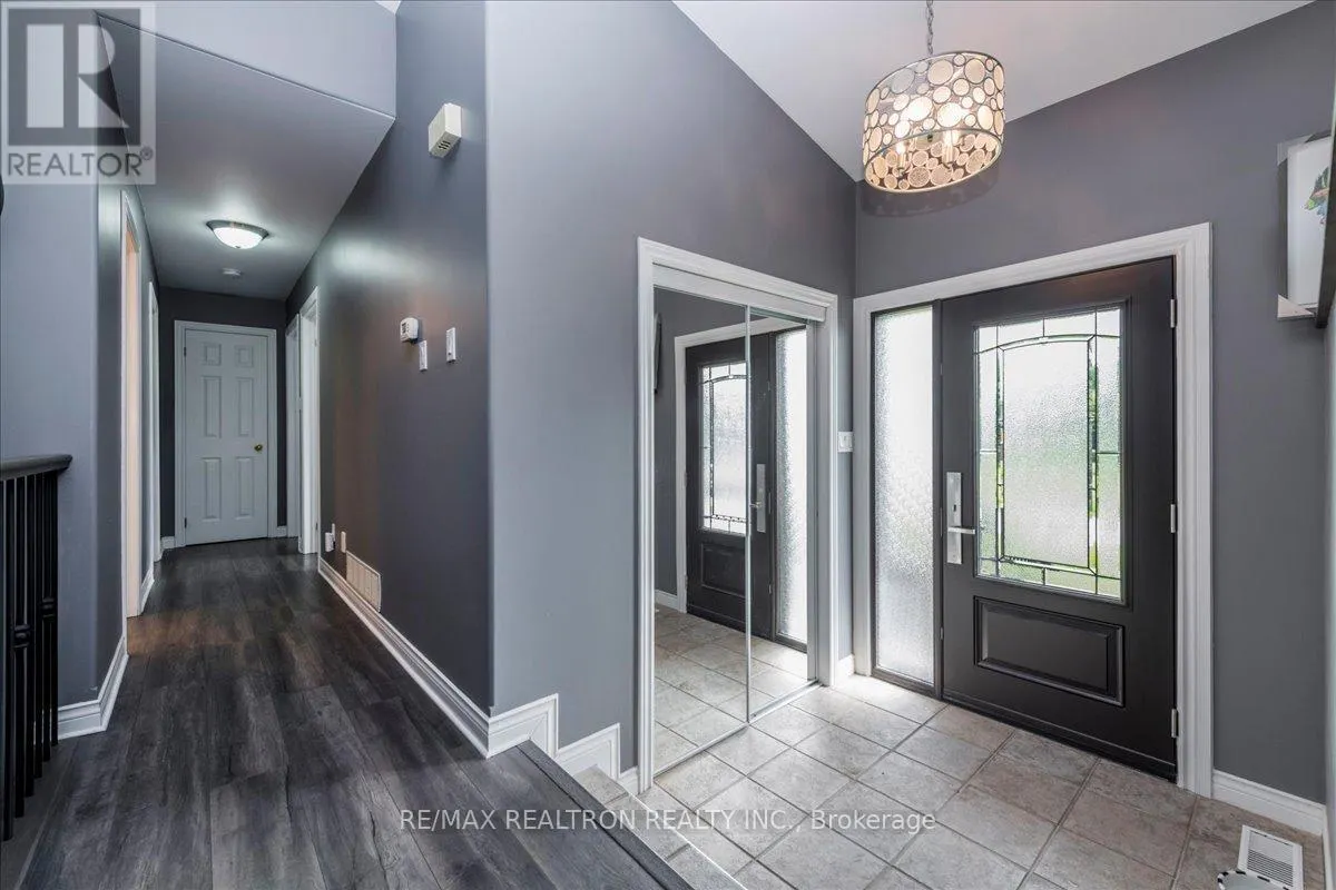 4 TEMPLETON DRIVE