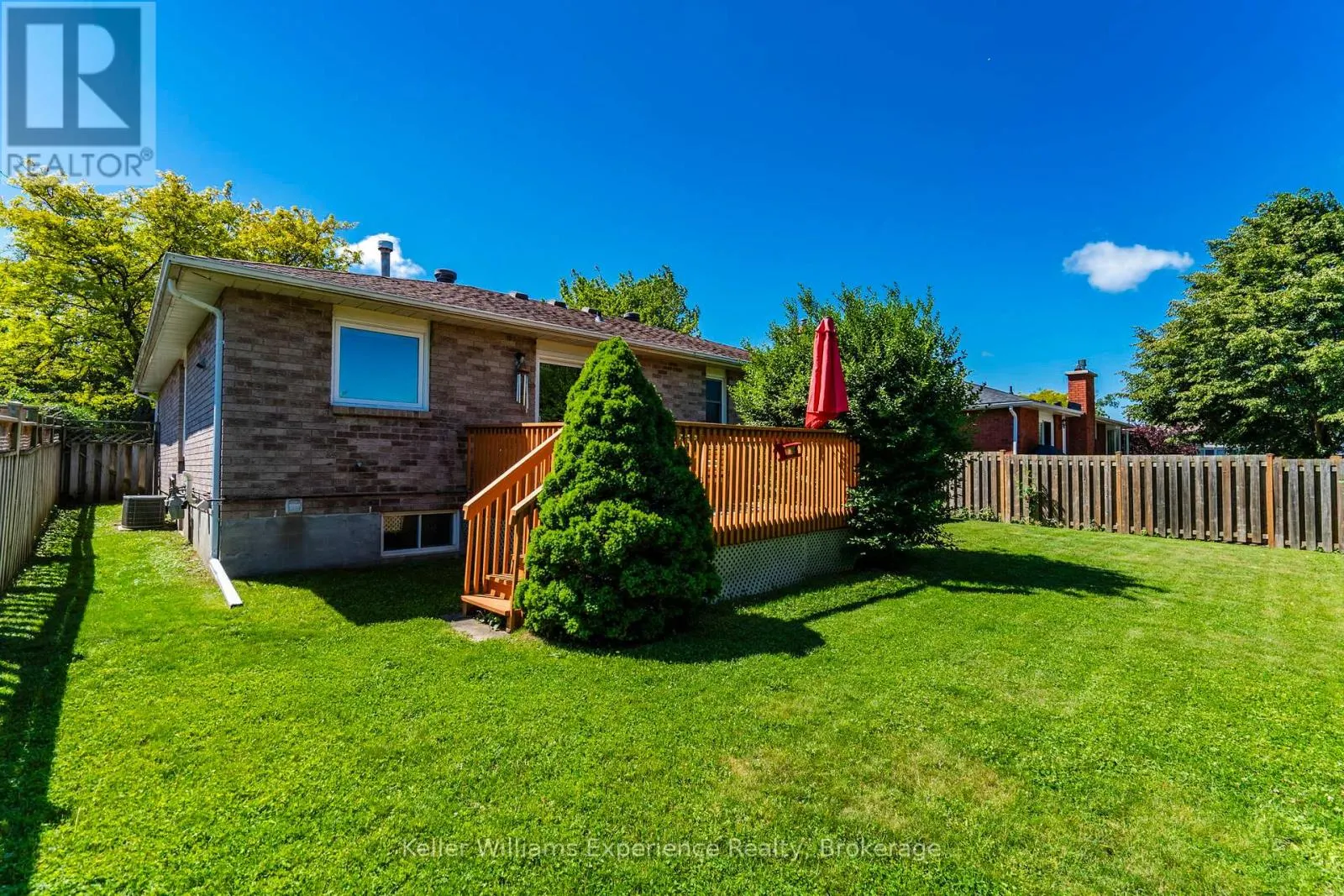 922 PLAYFAIR ROAD