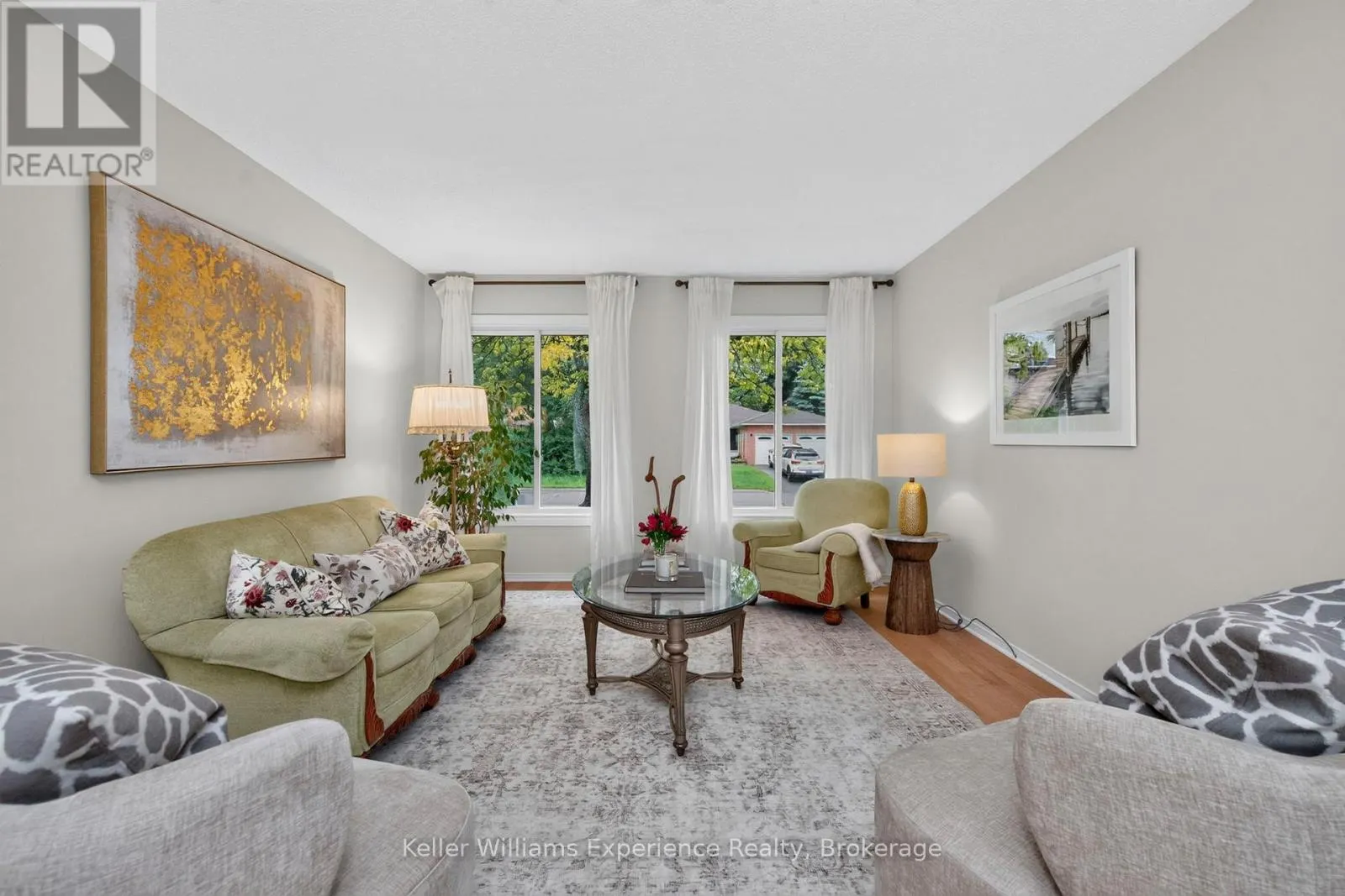 922 PLAYFAIR ROAD