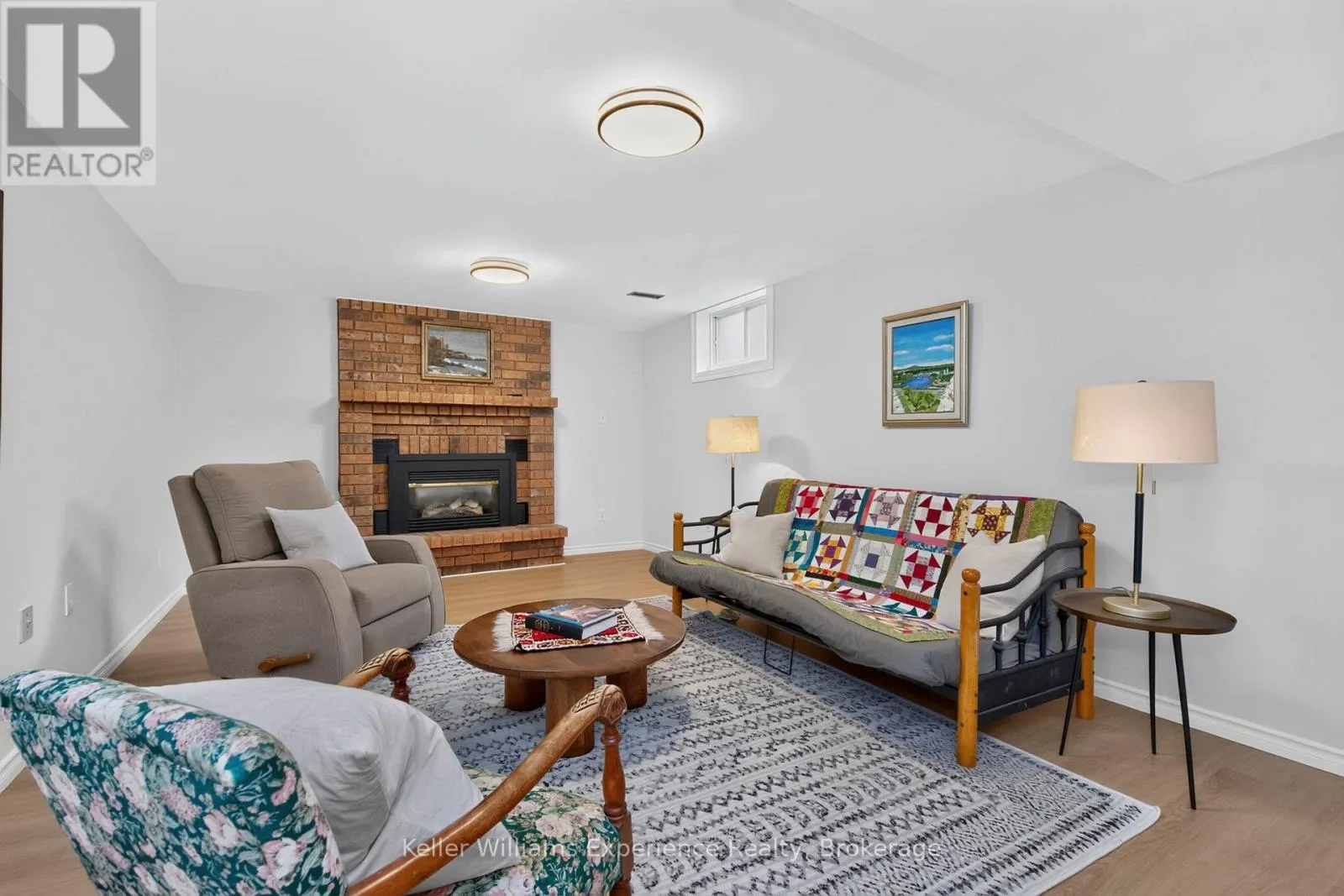 922 PLAYFAIR ROAD