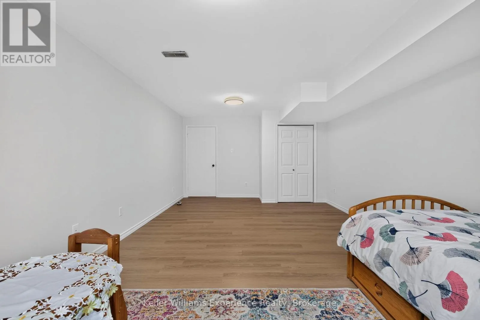 922 PLAYFAIR ROAD