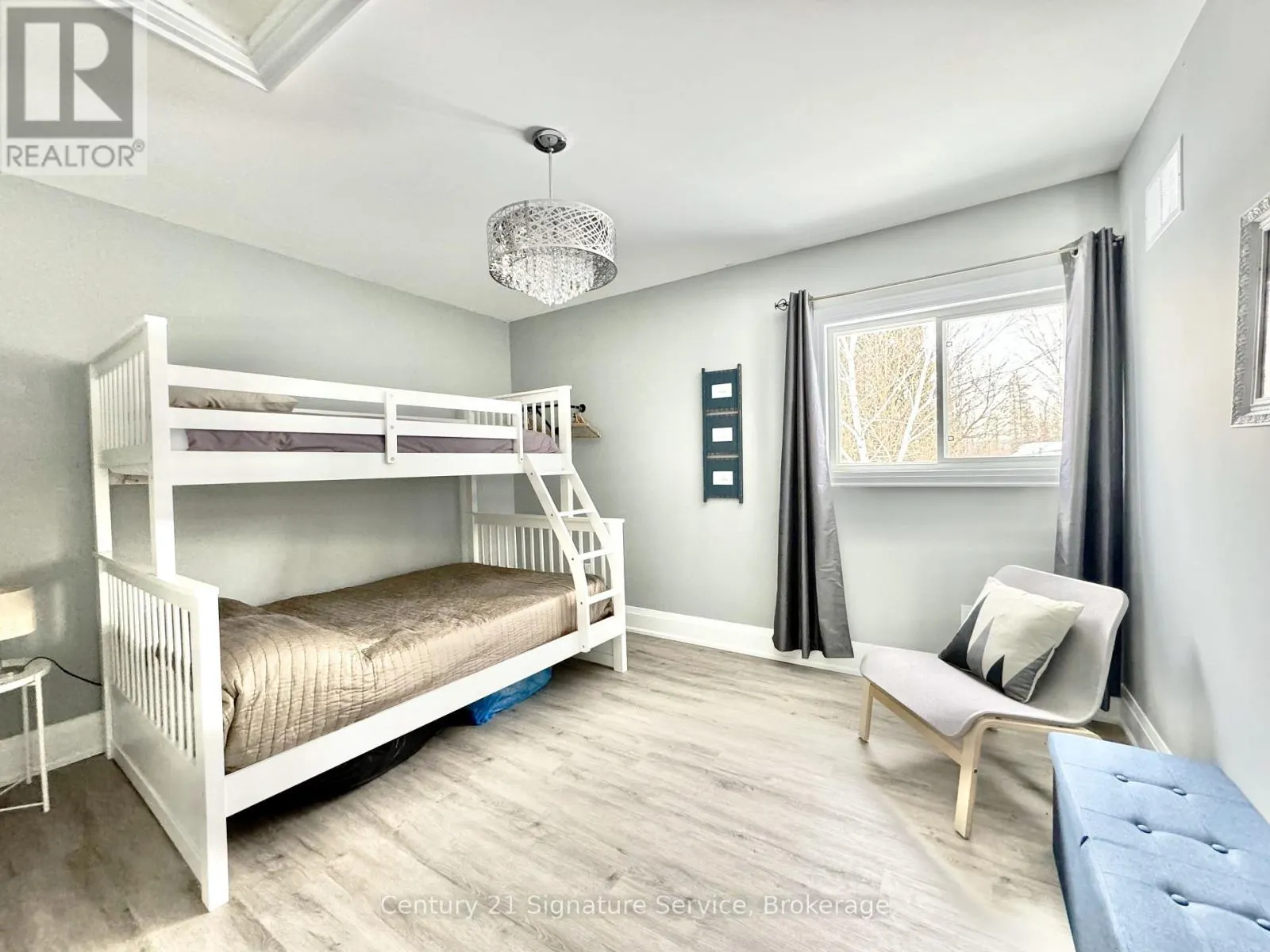 127 MASKINONGE ROAD
