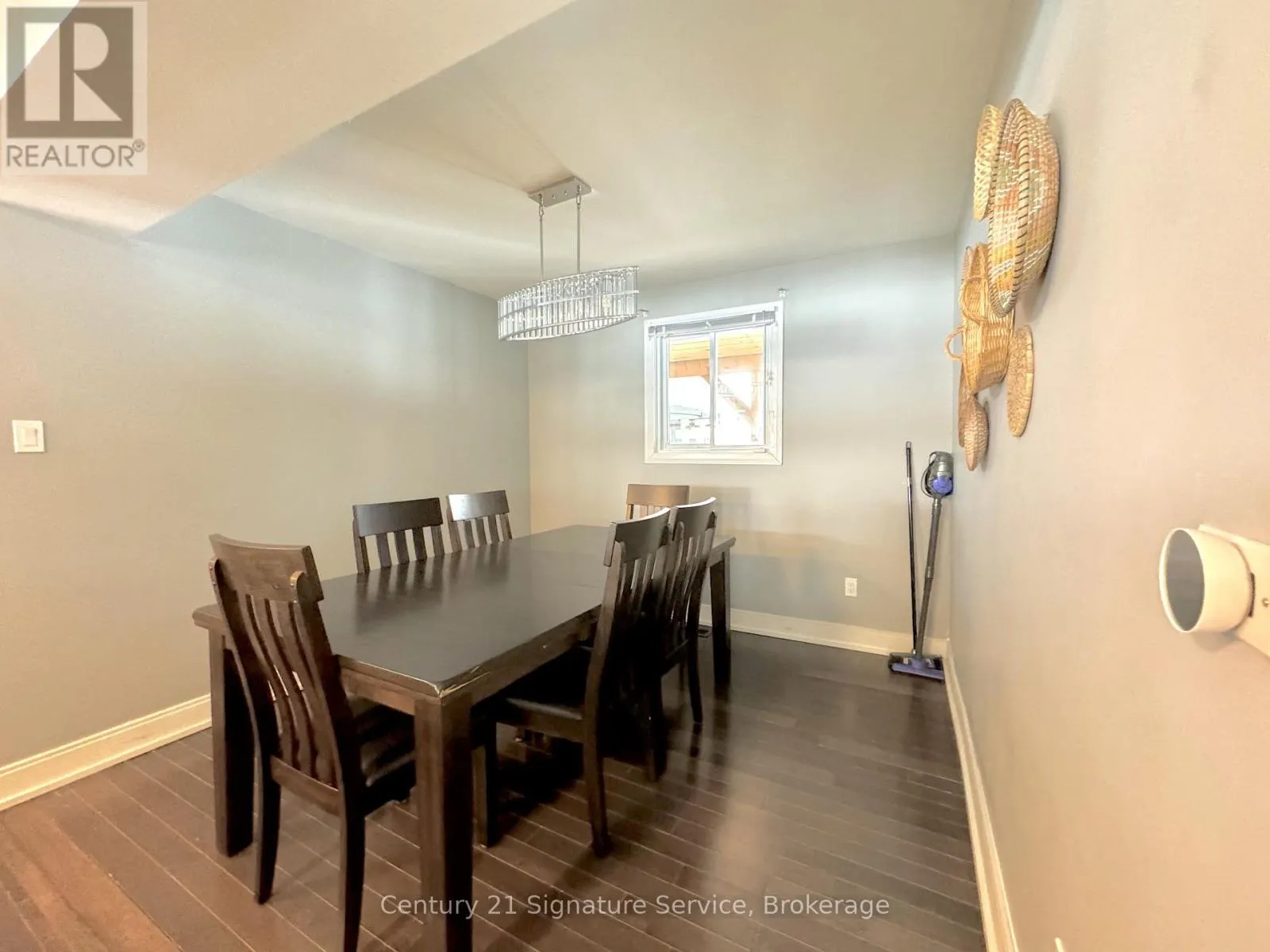 127 MASKINONGE ROAD