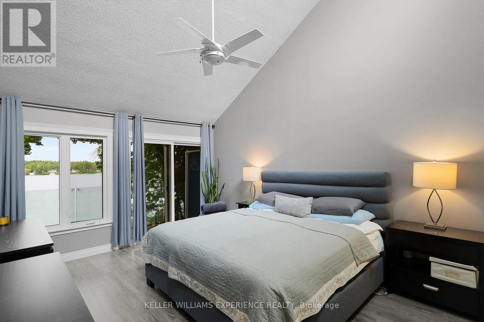 127 SHORELINE DRIVE