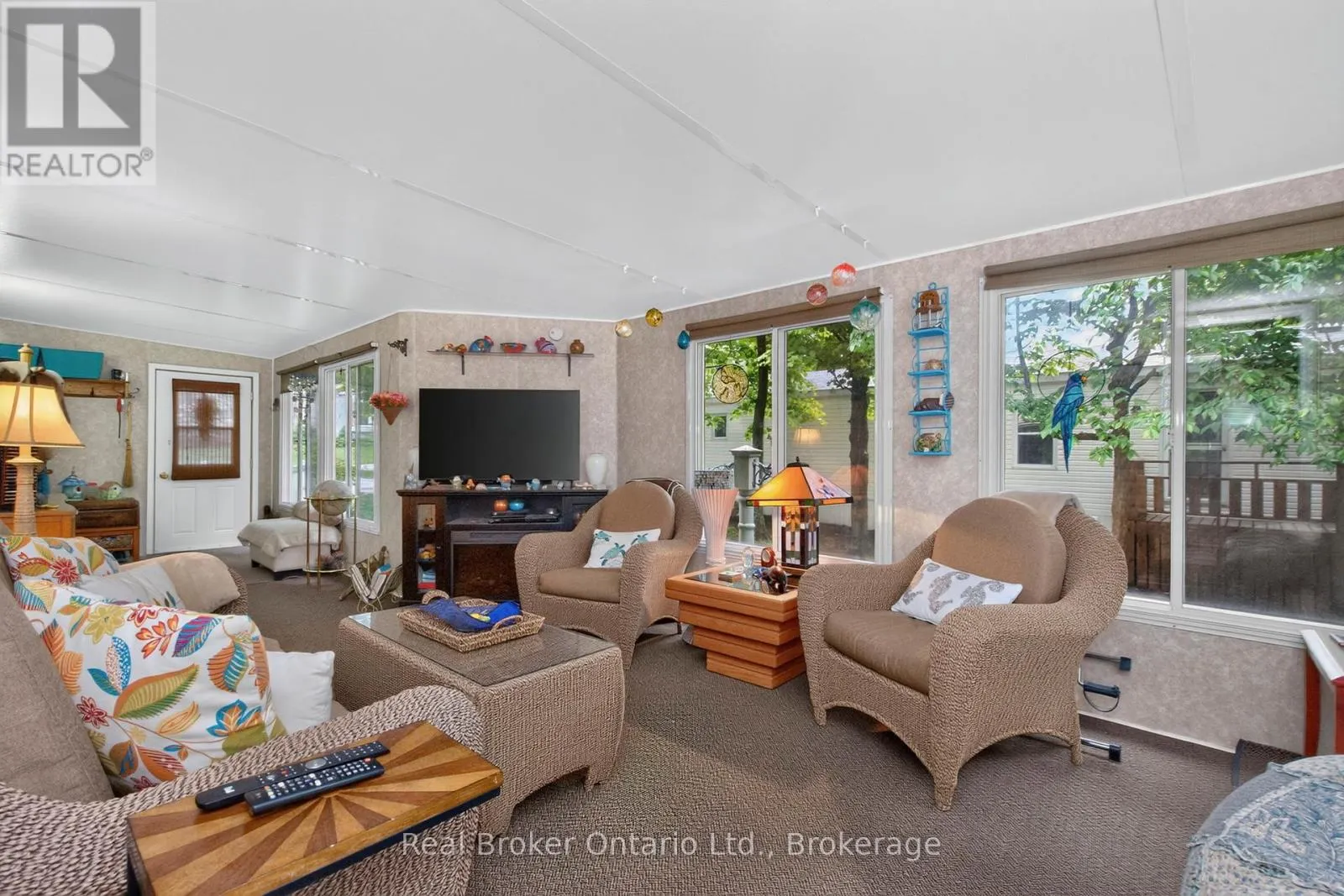 5 - 5411 ELLIOTT SIDE ROAD #5