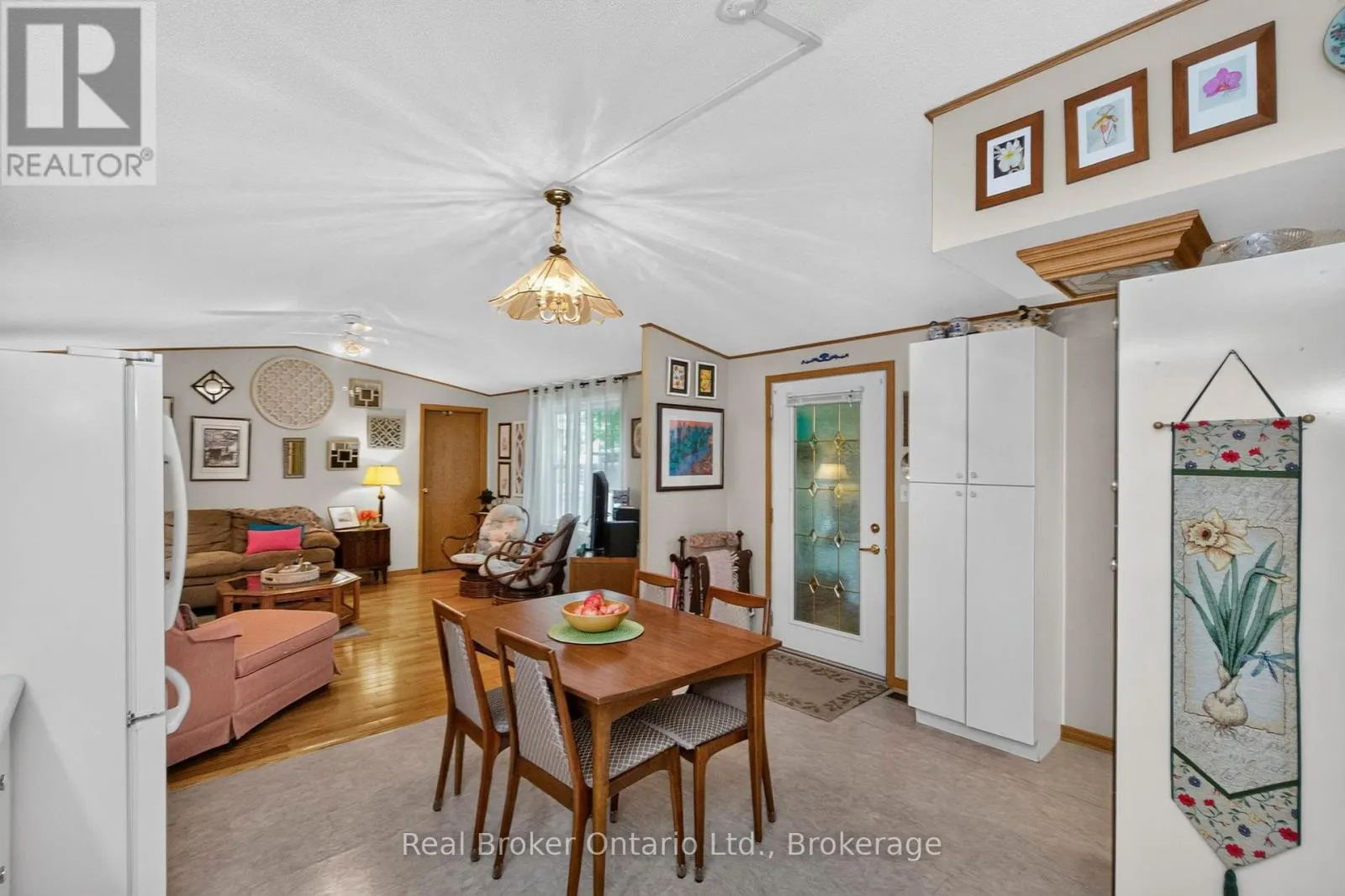5 - 5411 ELLIOTT SIDE ROAD #5