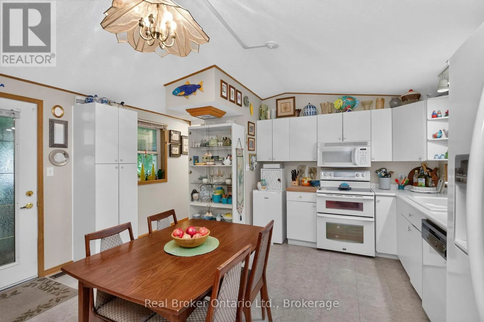 5 - 5411 ELLIOTT SIDE ROAD #5