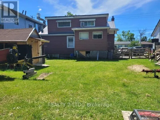 270 JAMES STREET E