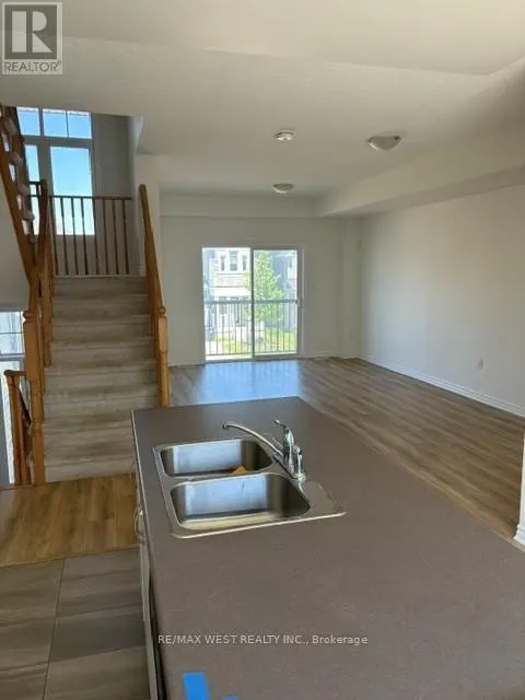 16 HILLS THISTLE DRIVE