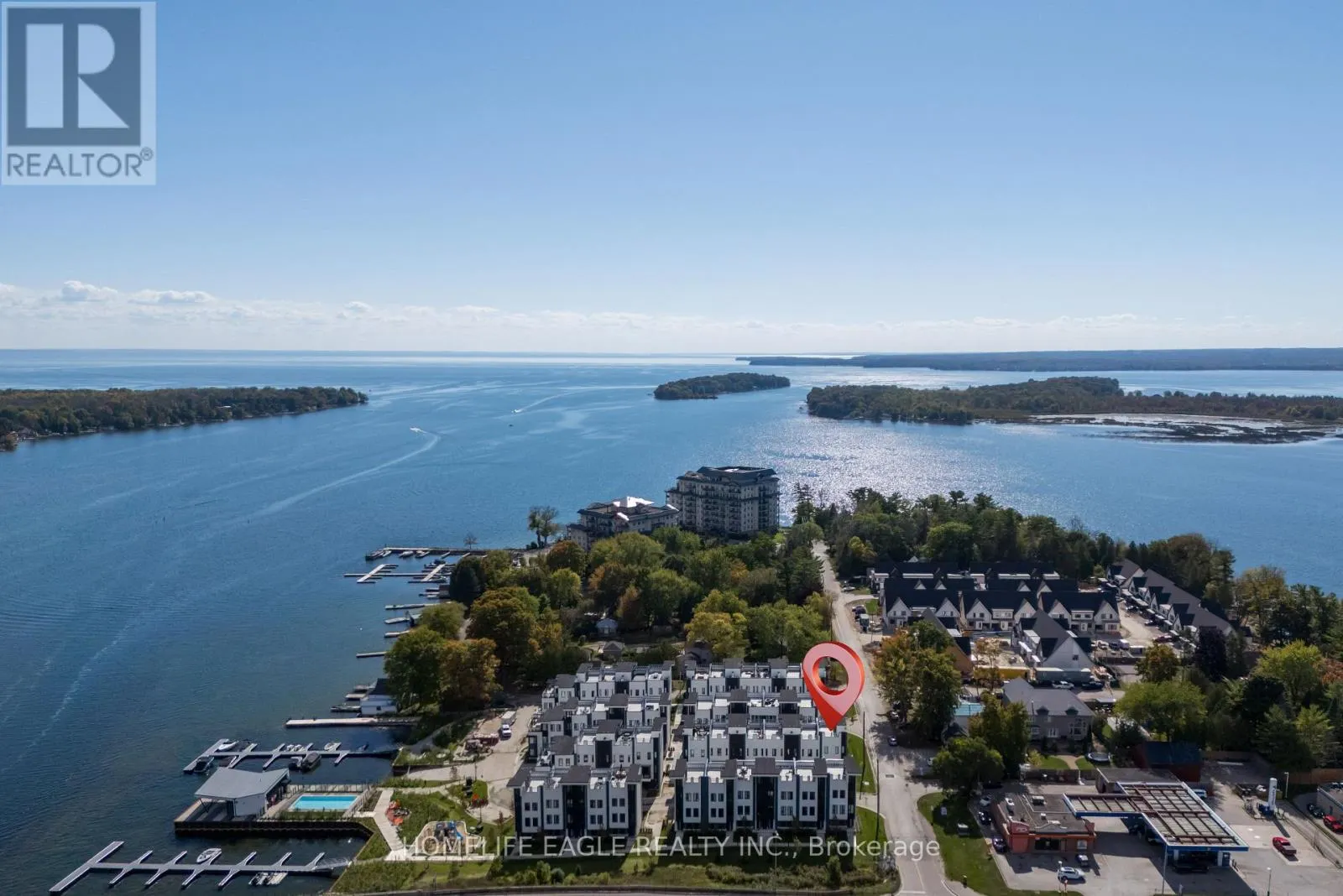 2 MARINER'S PIER WAY