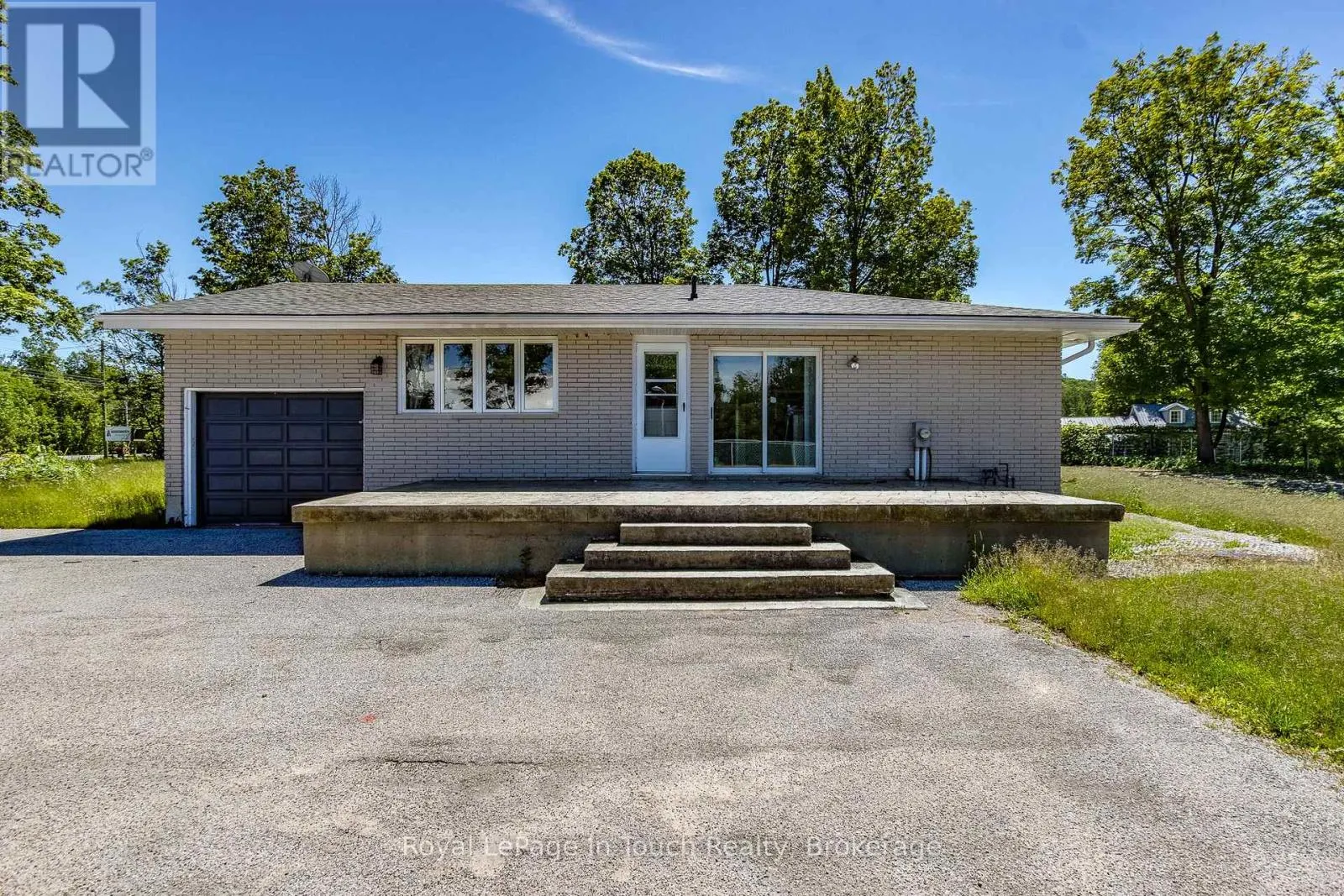 740 BALM BEACH ROAD E
