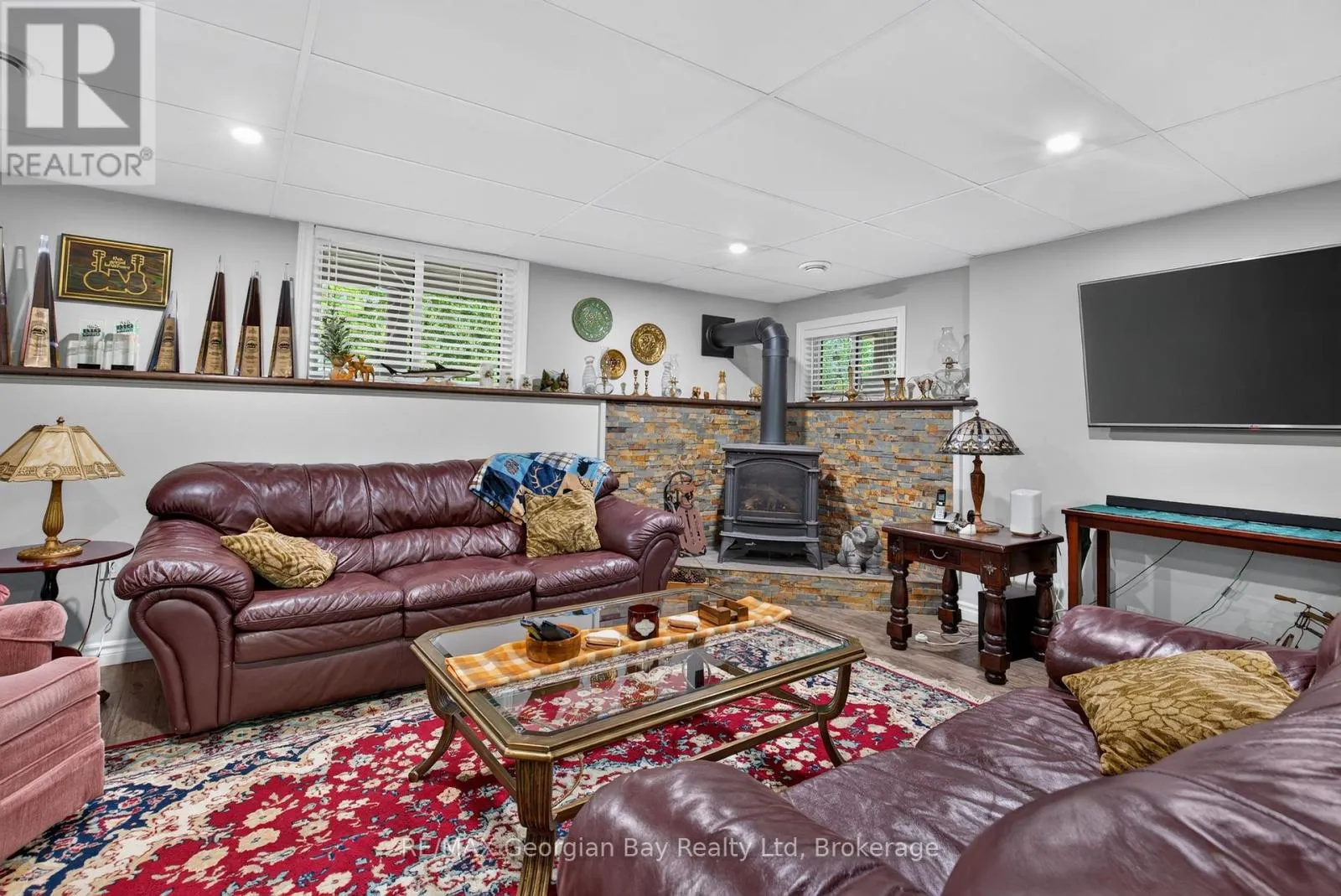 307 BALM BEACH ROAD W