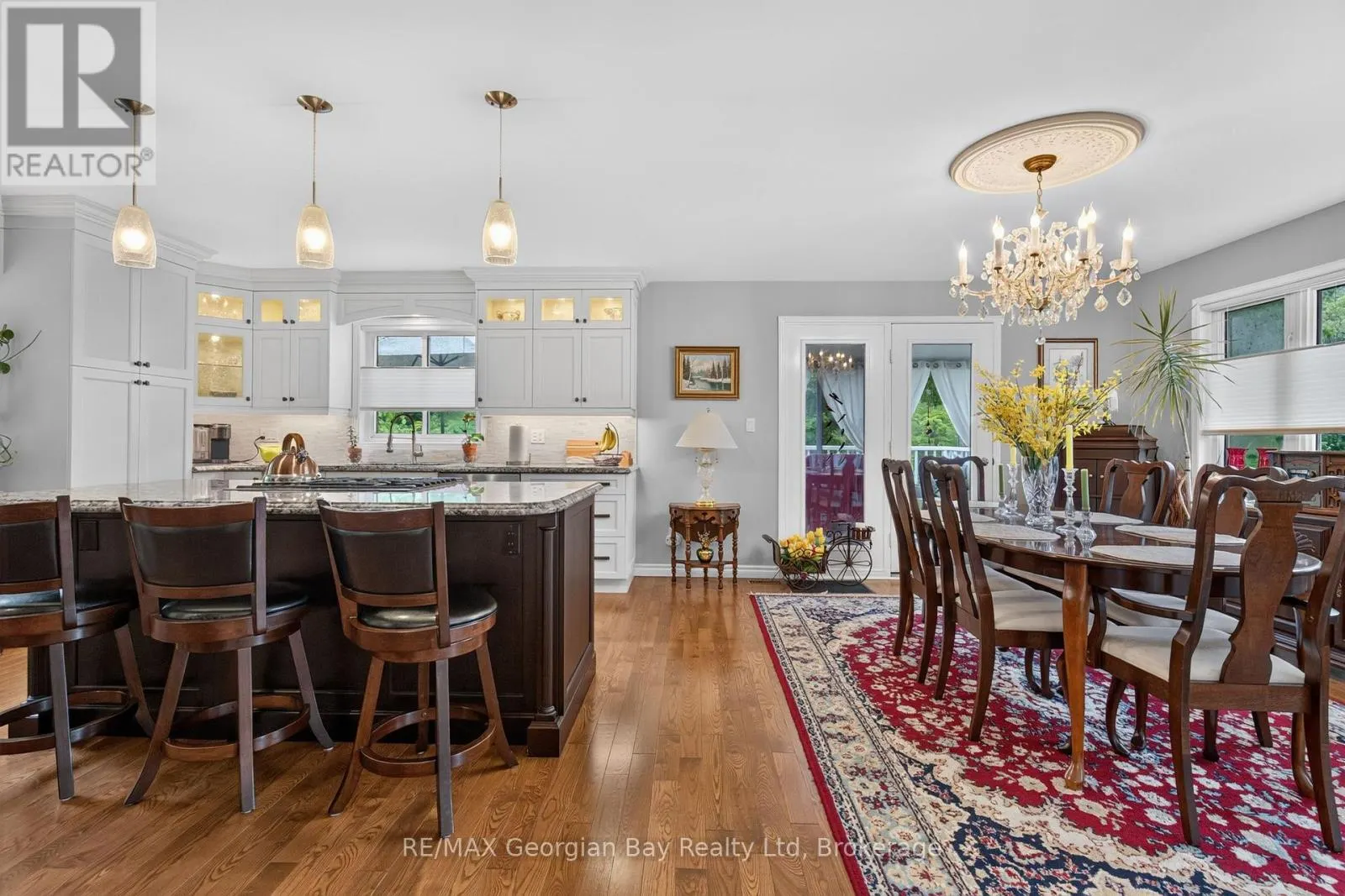 307 BALM BEACH ROAD W