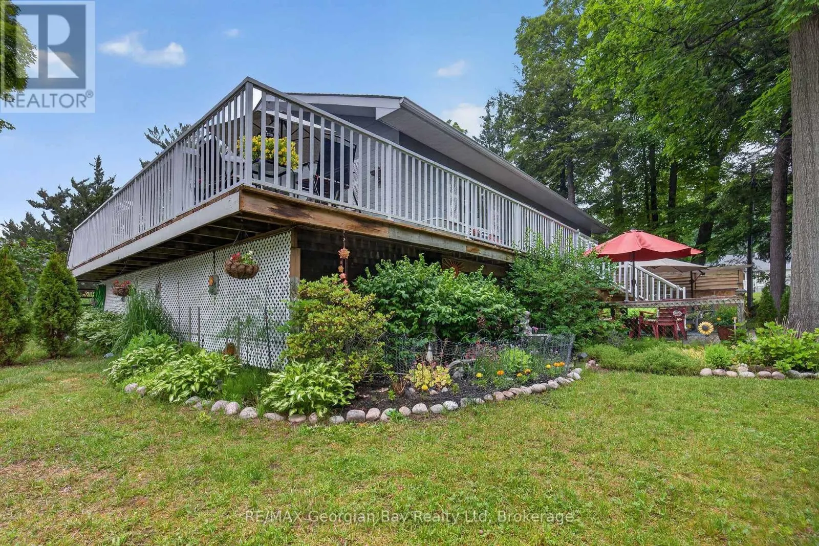 307 BALM BEACH ROAD W