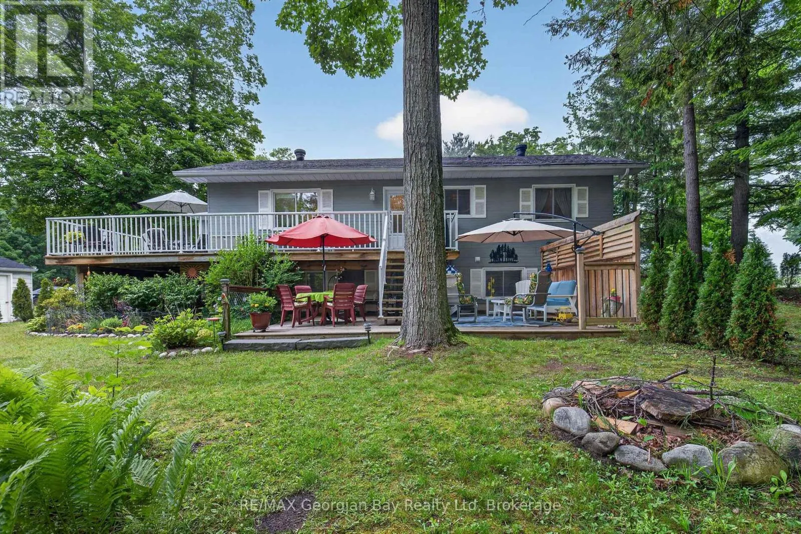 307 BALM BEACH ROAD W