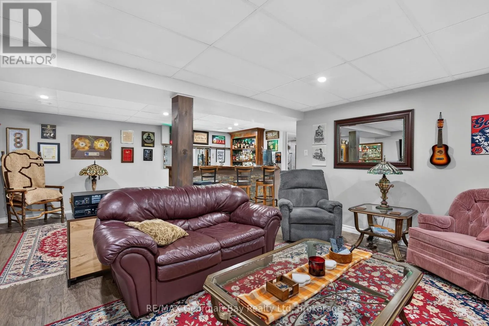 307 BALM BEACH ROAD W