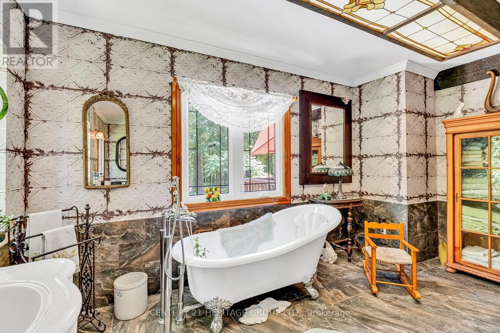 1519 NURSERY ROAD