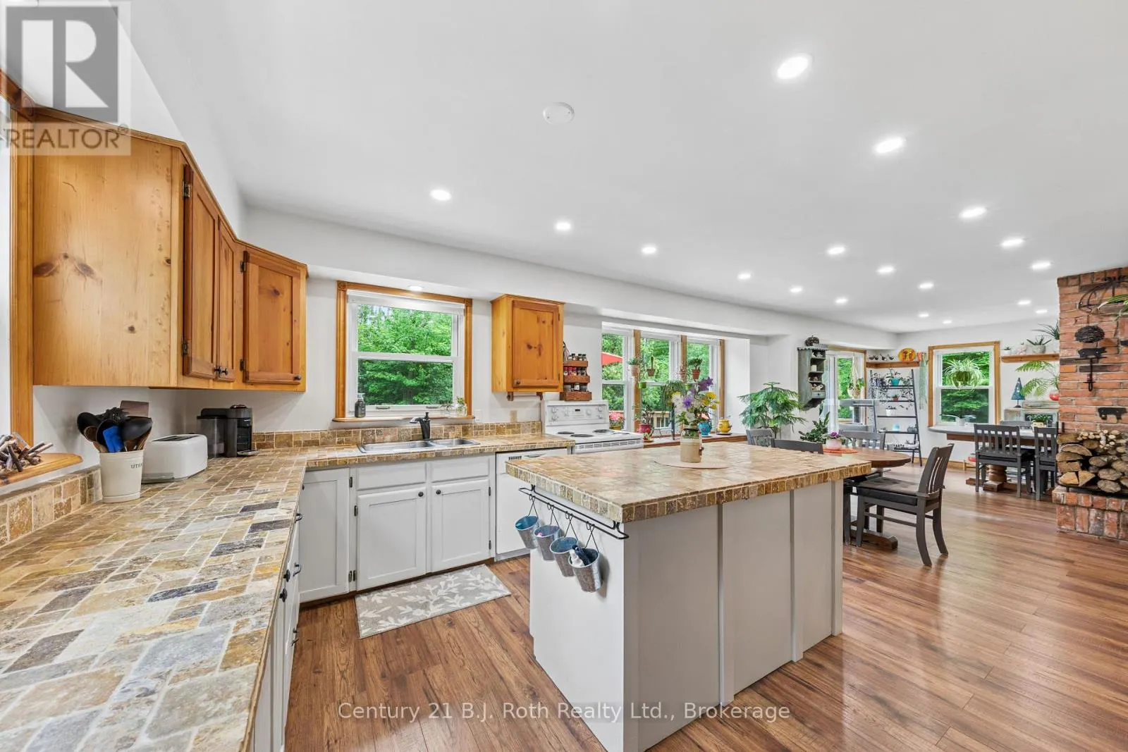 3147 DALTON COURT