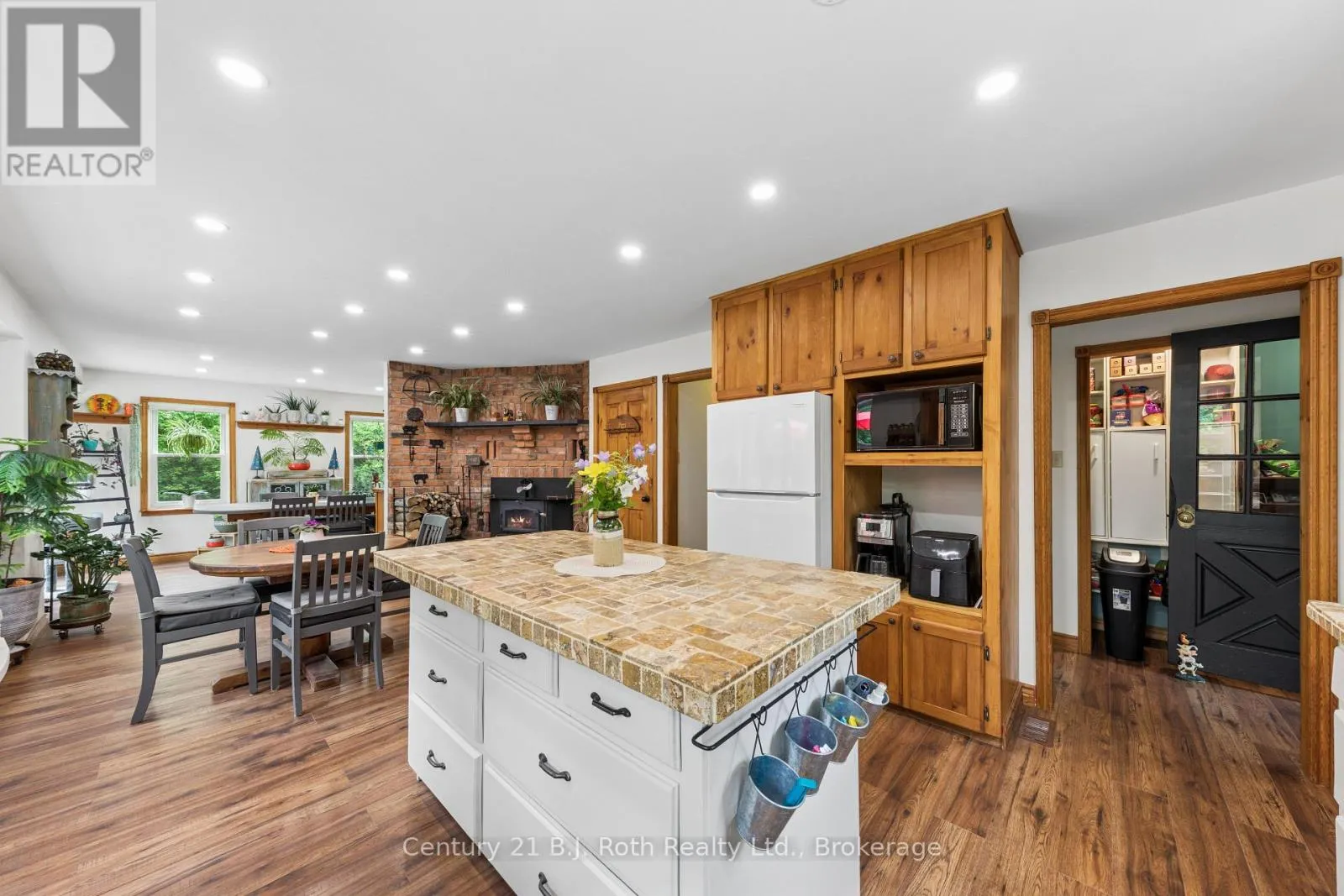 3147 DALTON COURT
