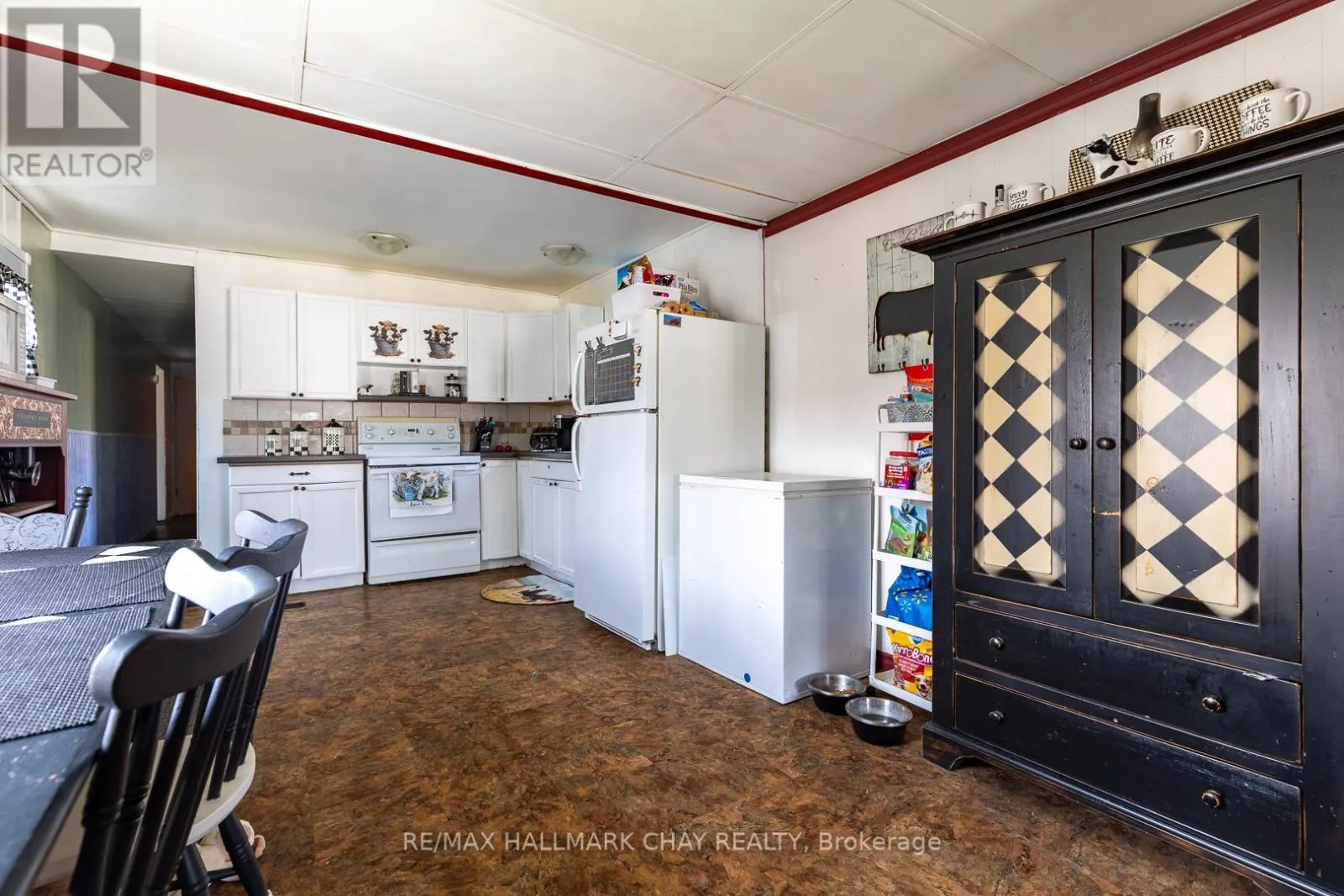 1331 HILLTOP ROAD