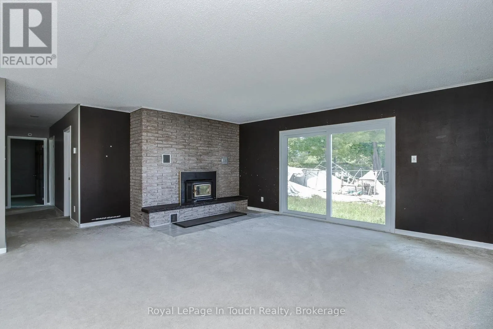 740 BALM BEACH ROAD E