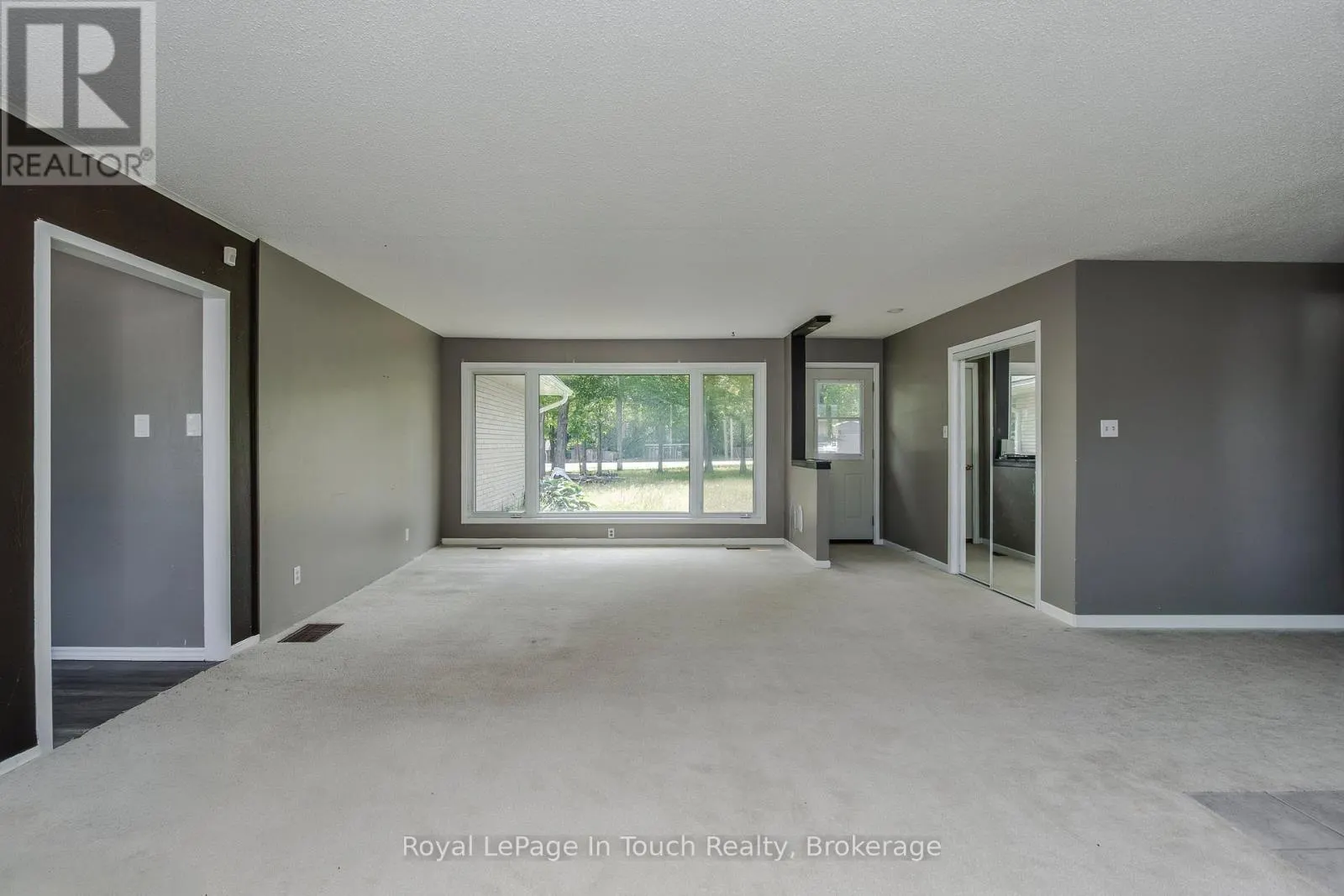 740 BALM BEACH ROAD E