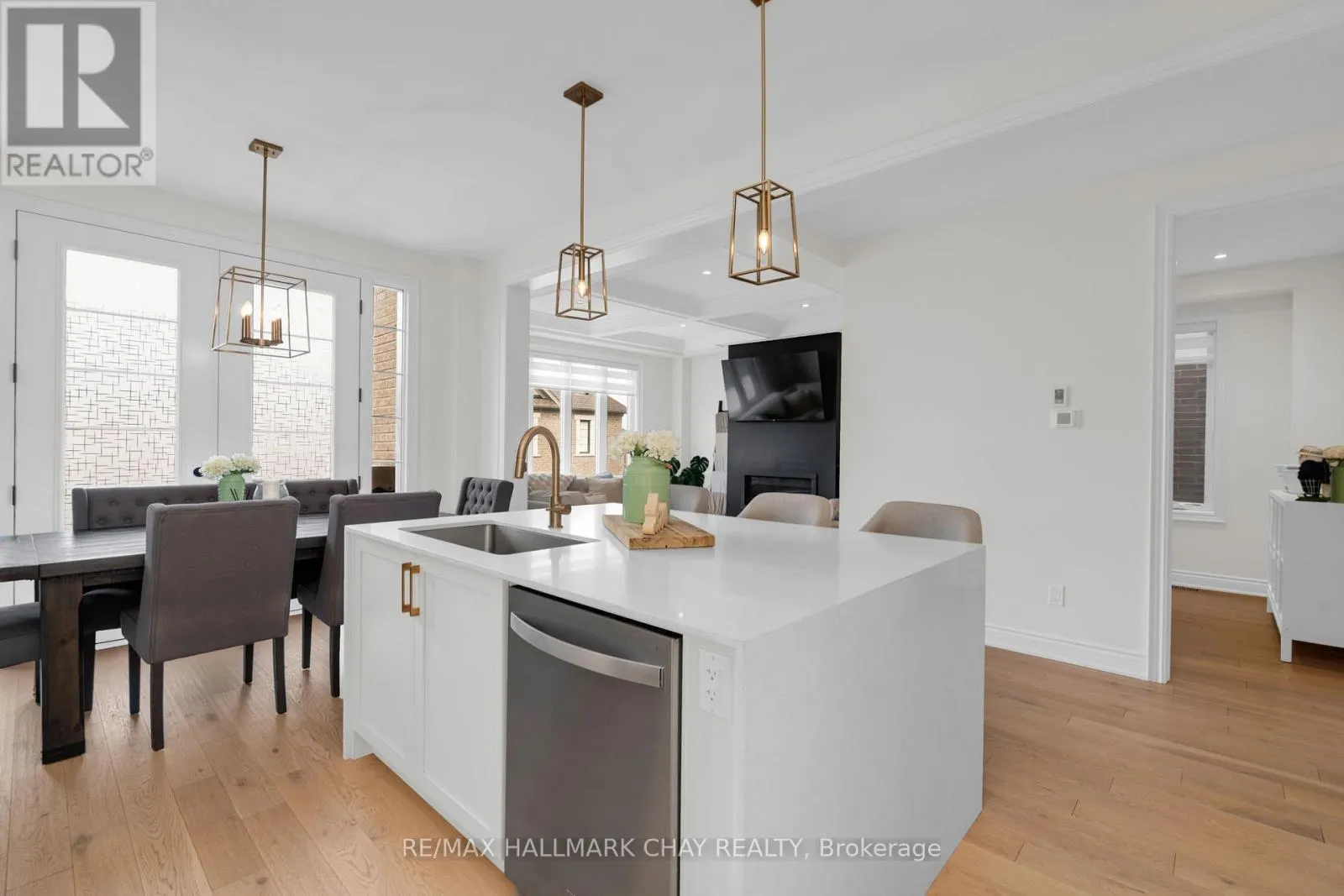 4 PERIWINKLE ROAD