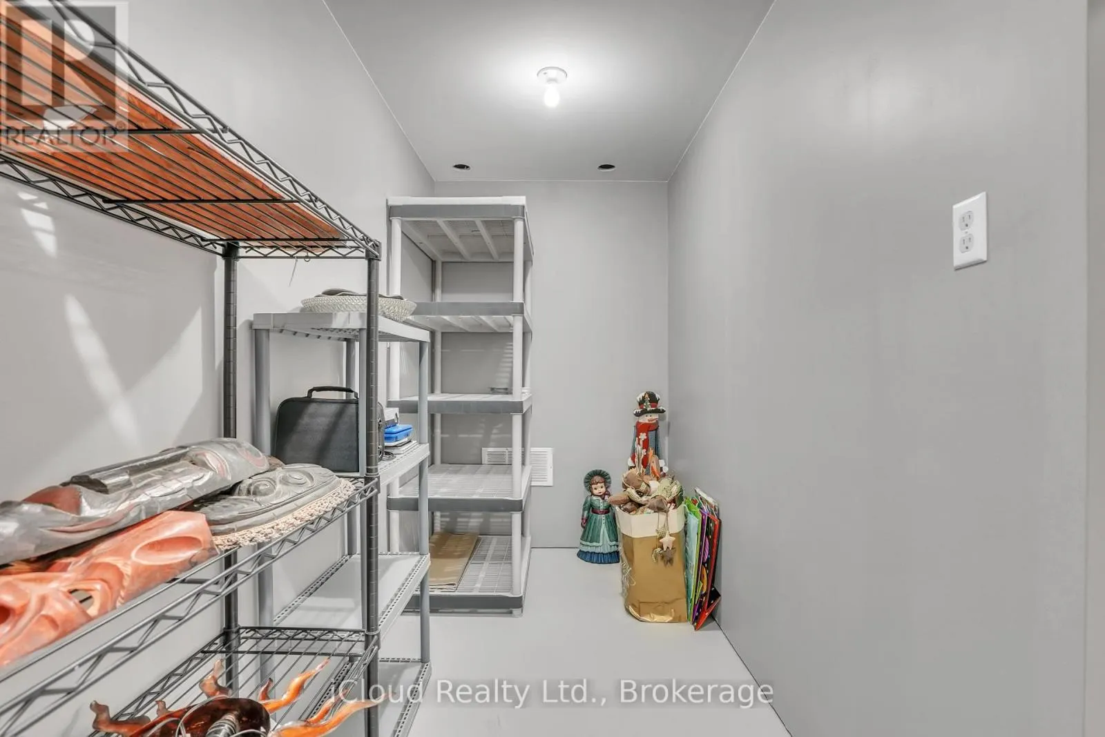 2091 DWYER ROAD