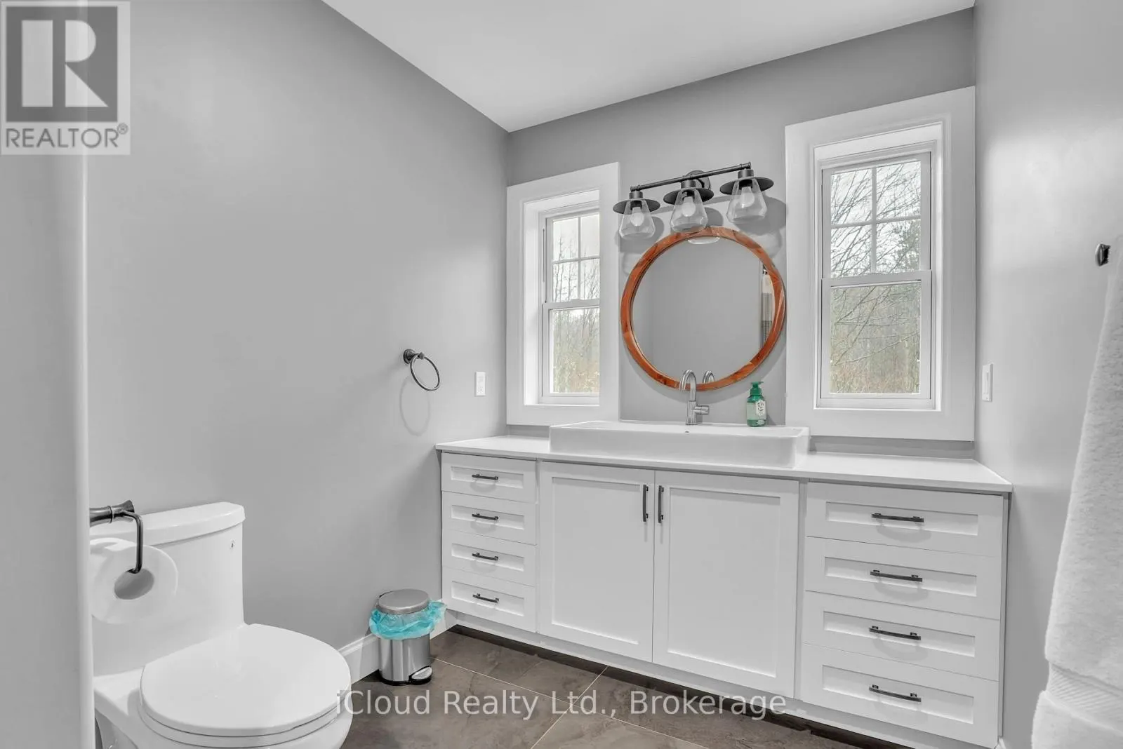 2091 DWYER ROAD
