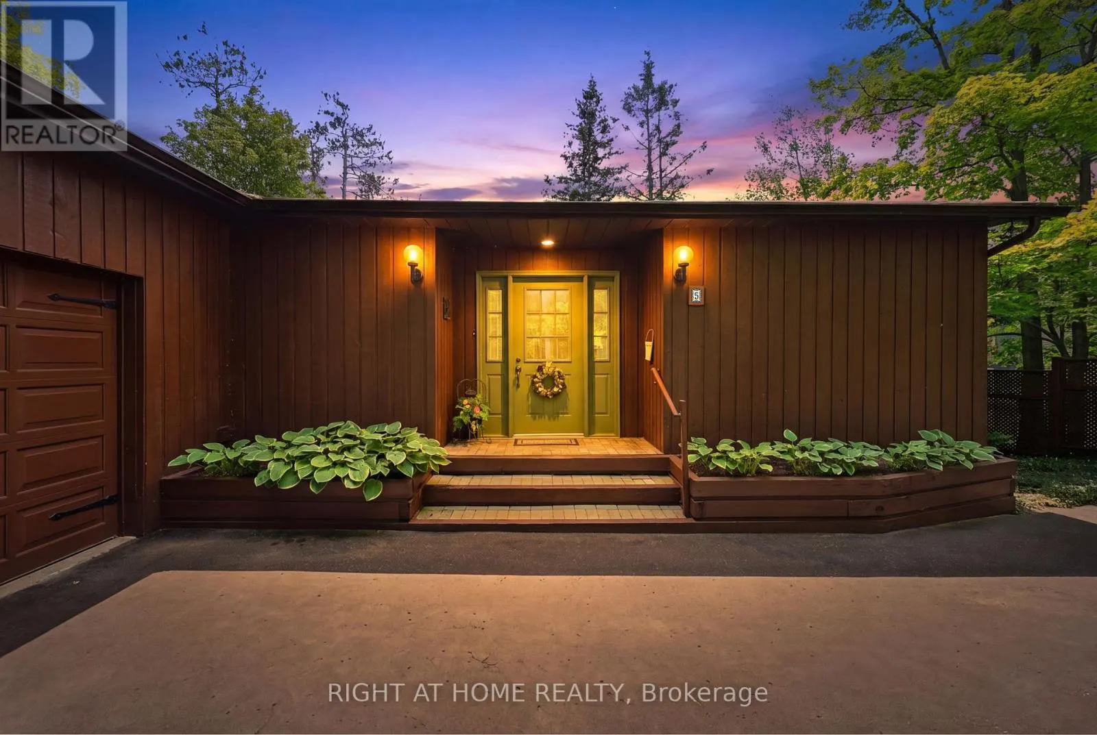 5 PINE POINT