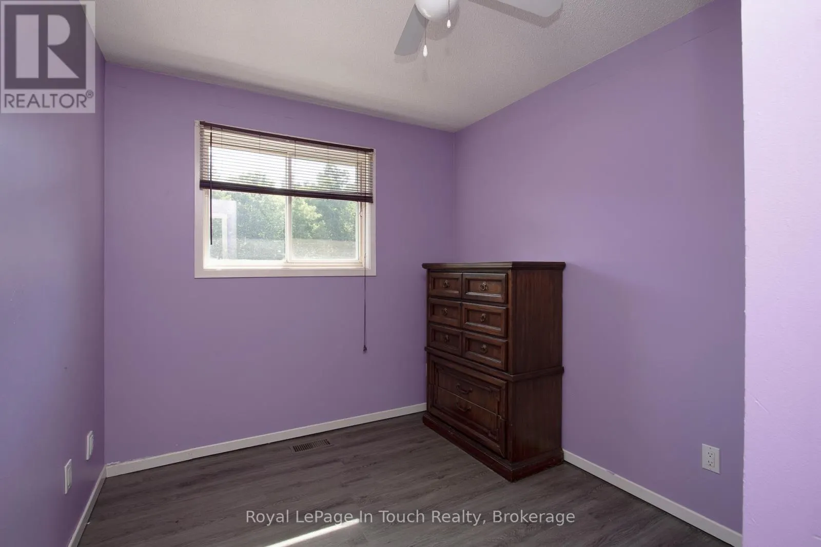 817 BIRCHWOOD DRIVE