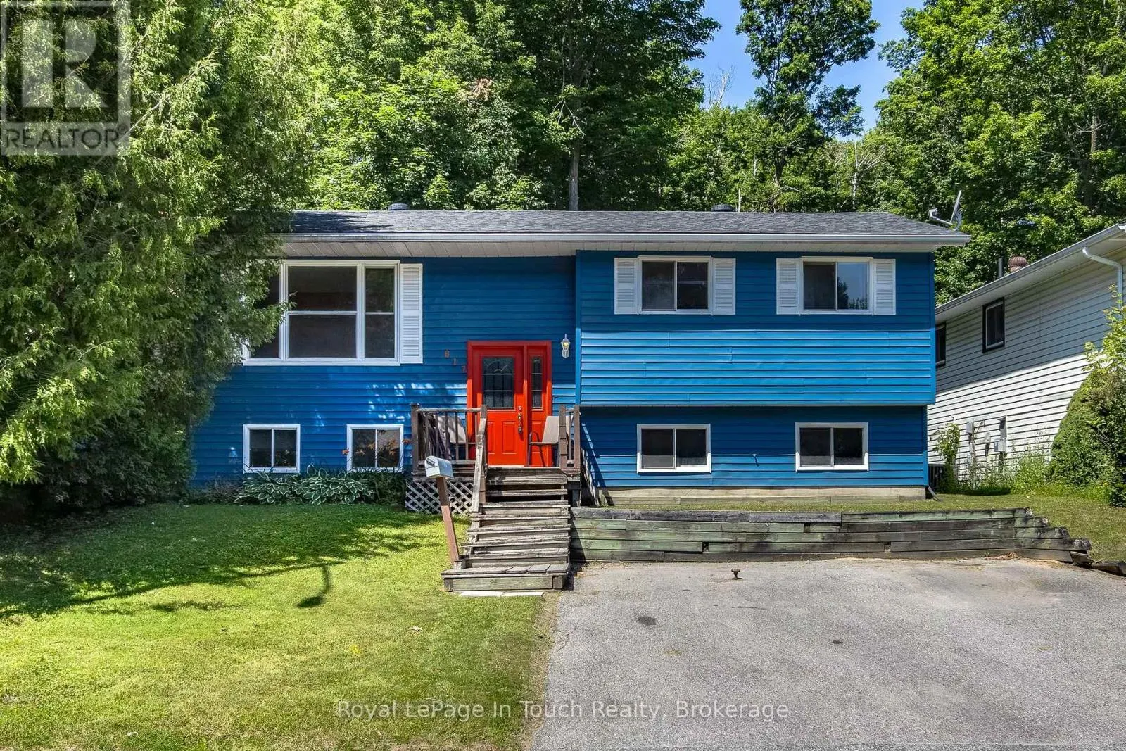 817 BIRCHWOOD DRIVE