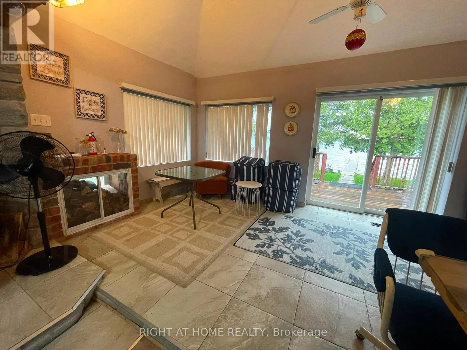 5470 PENETANGUISHENE ROAD