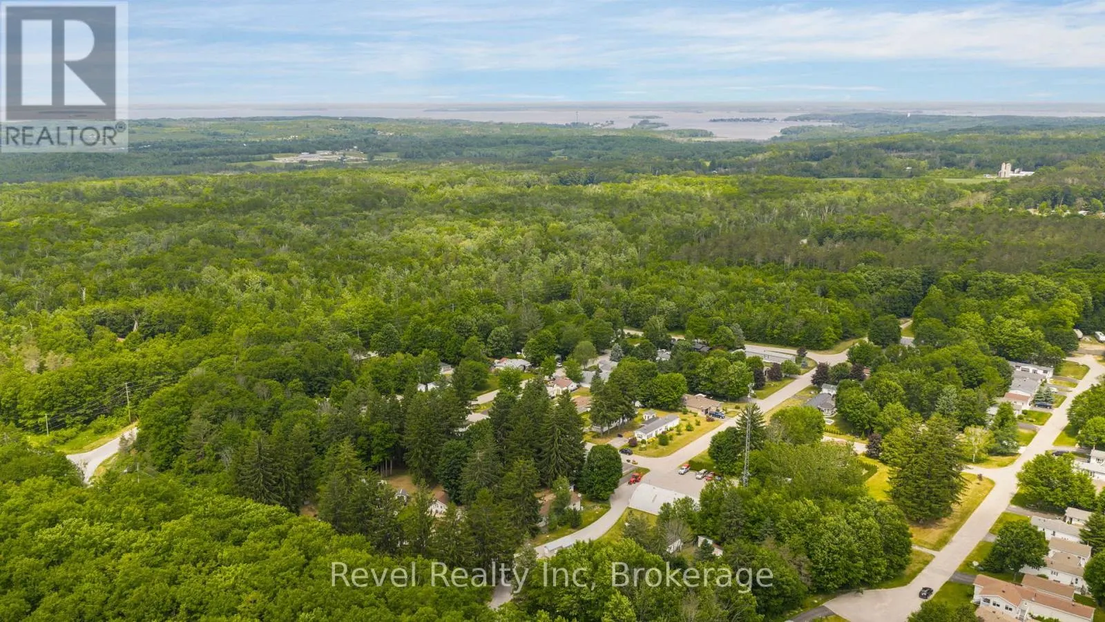 19 - 5411 ELLIOTT SIDE ROAD #19