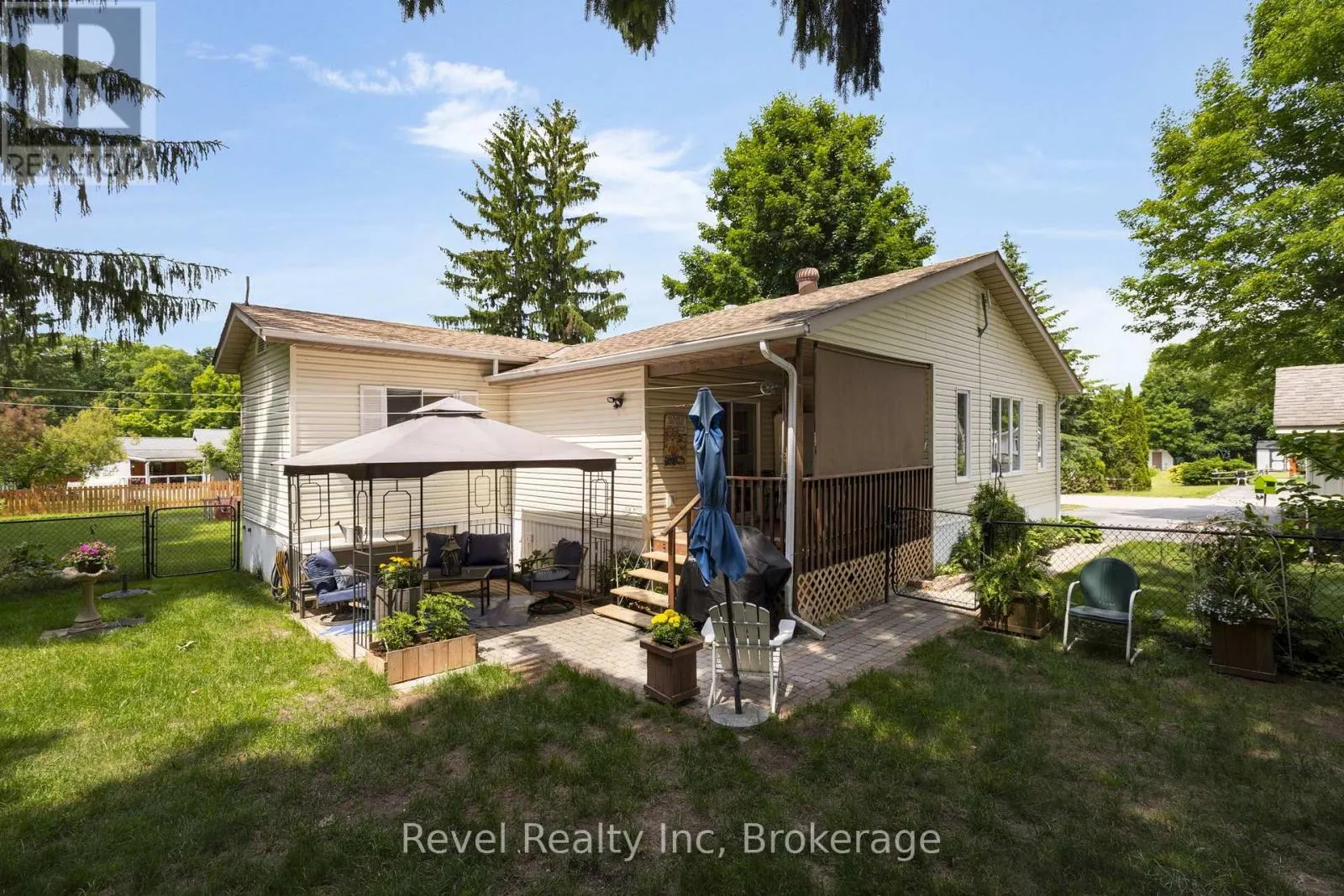 19 - 5411 ELLIOTT SIDE ROAD #19