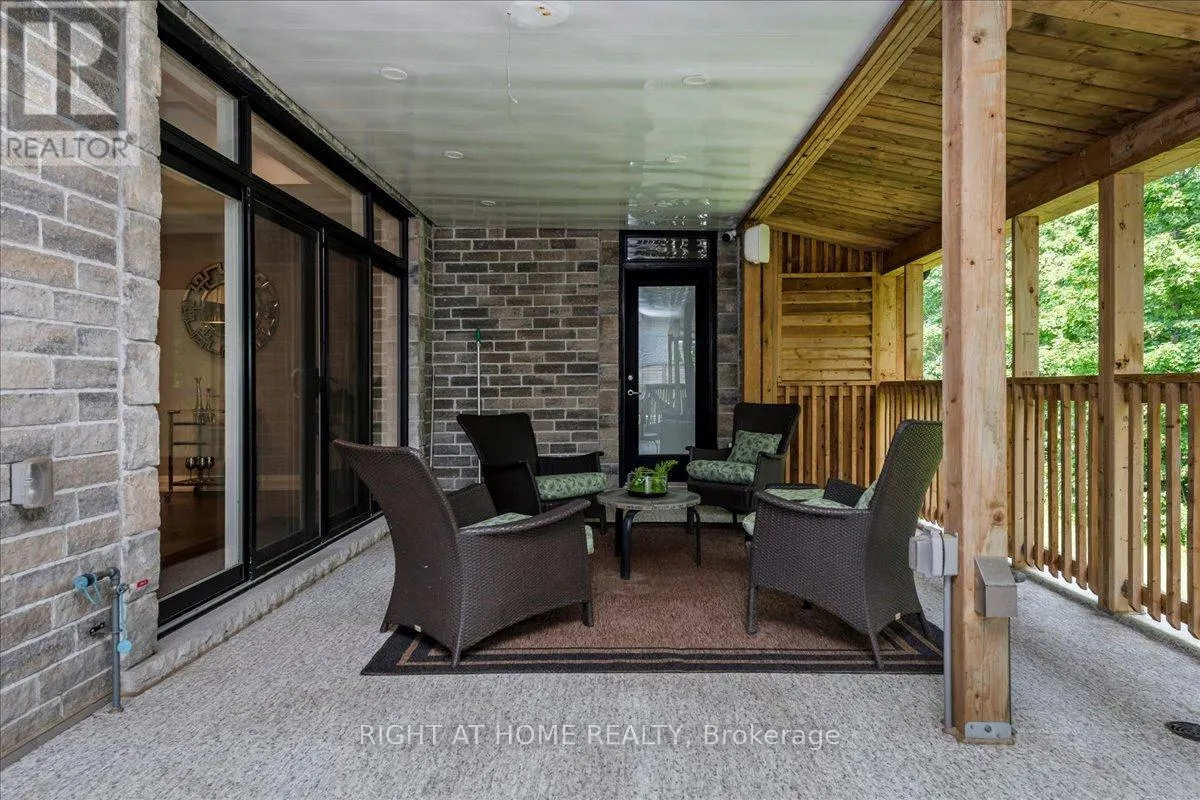 8 LLOYD COOK DRIVE W