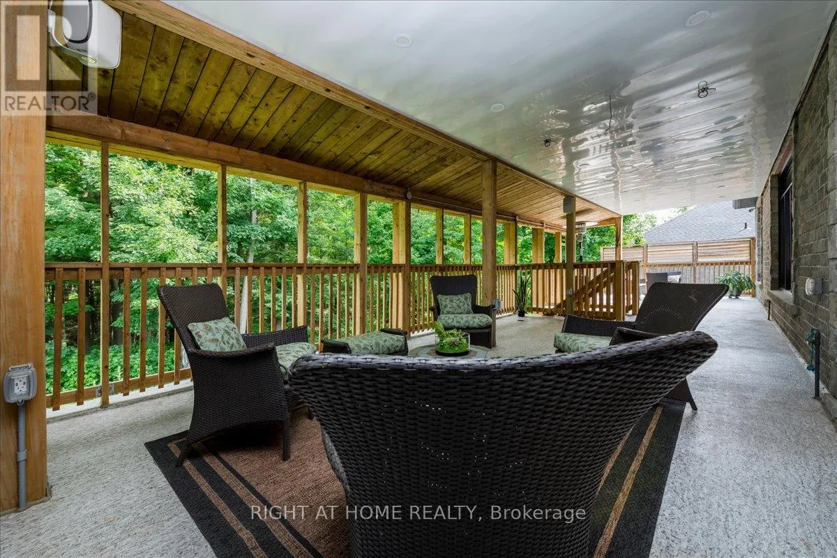 8 LLOYD COOK DRIVE W