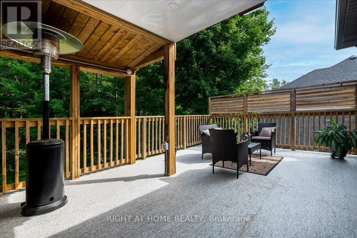 8 LLOYD COOK DRIVE W