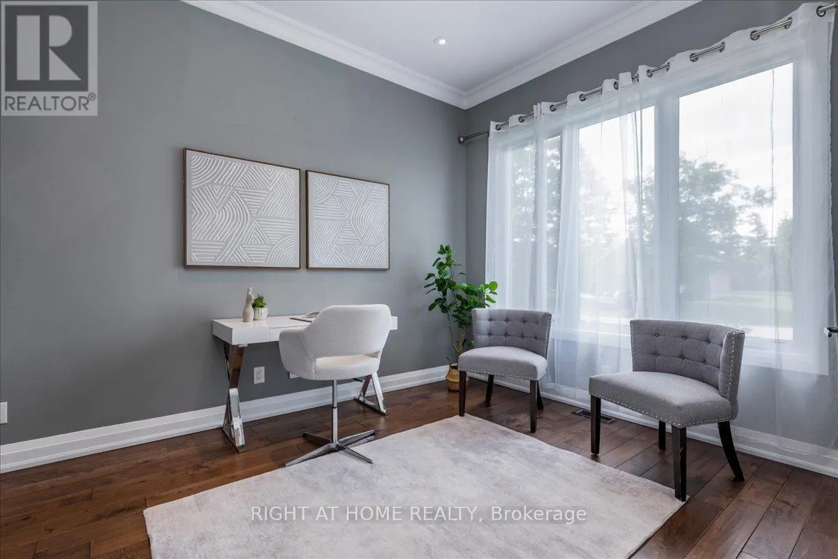8 LLOYD COOK DRIVE W