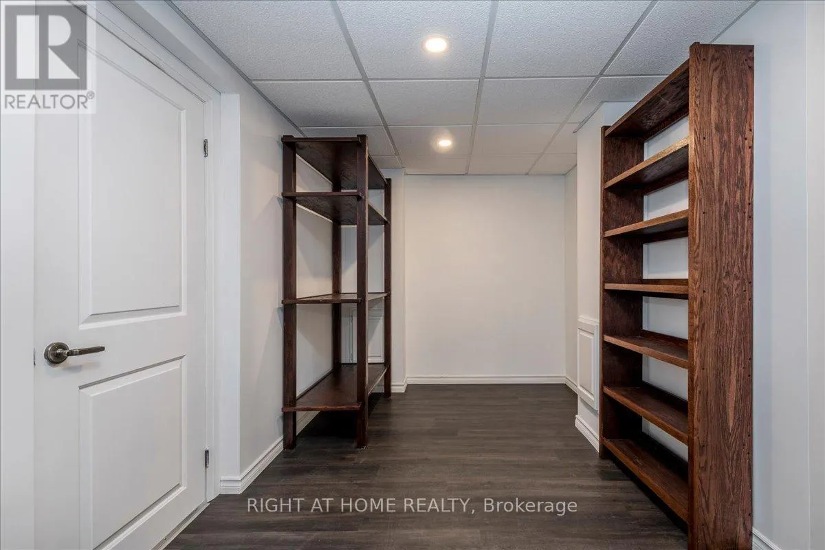 8 LLOYD COOK DRIVE W
