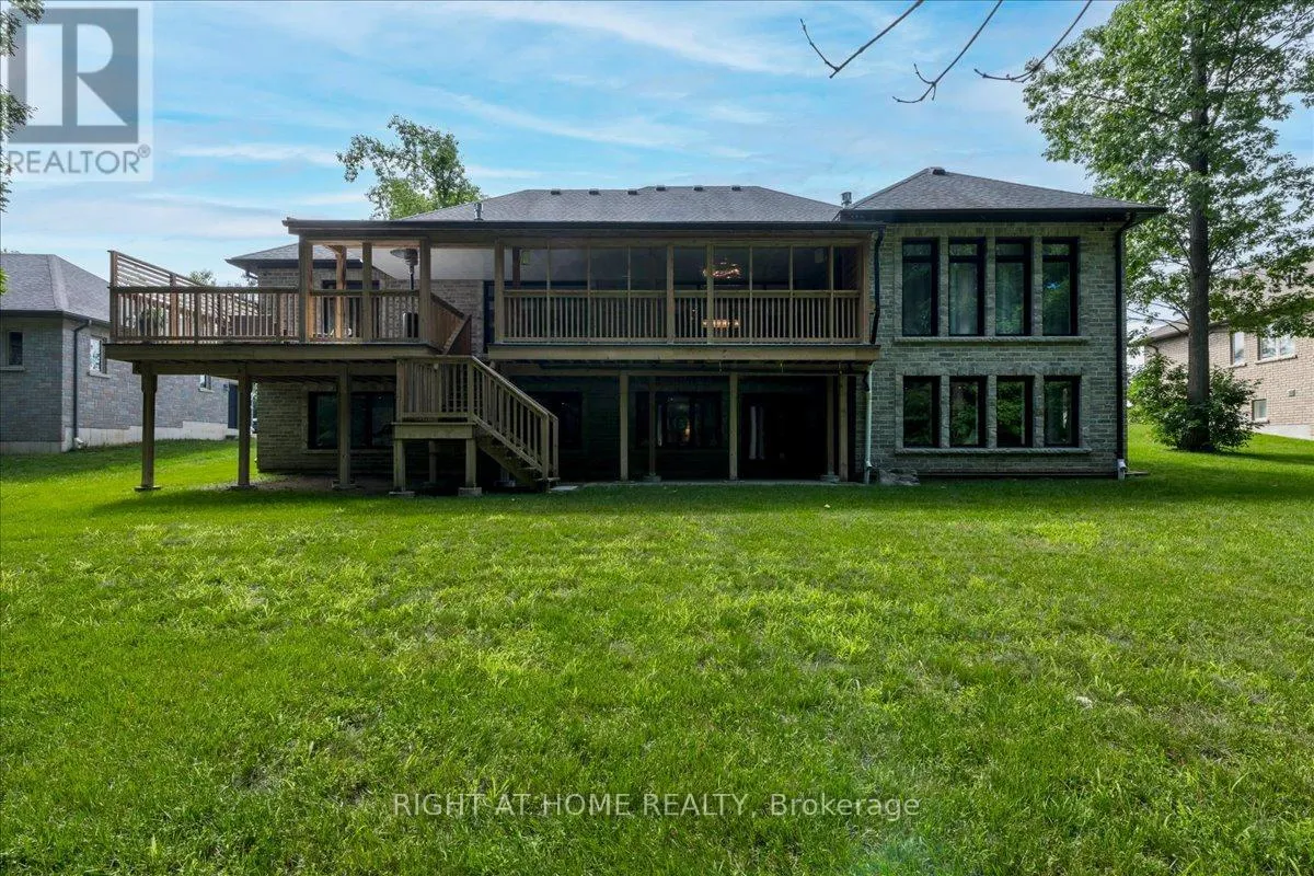 8 LLOYD COOK DRIVE W