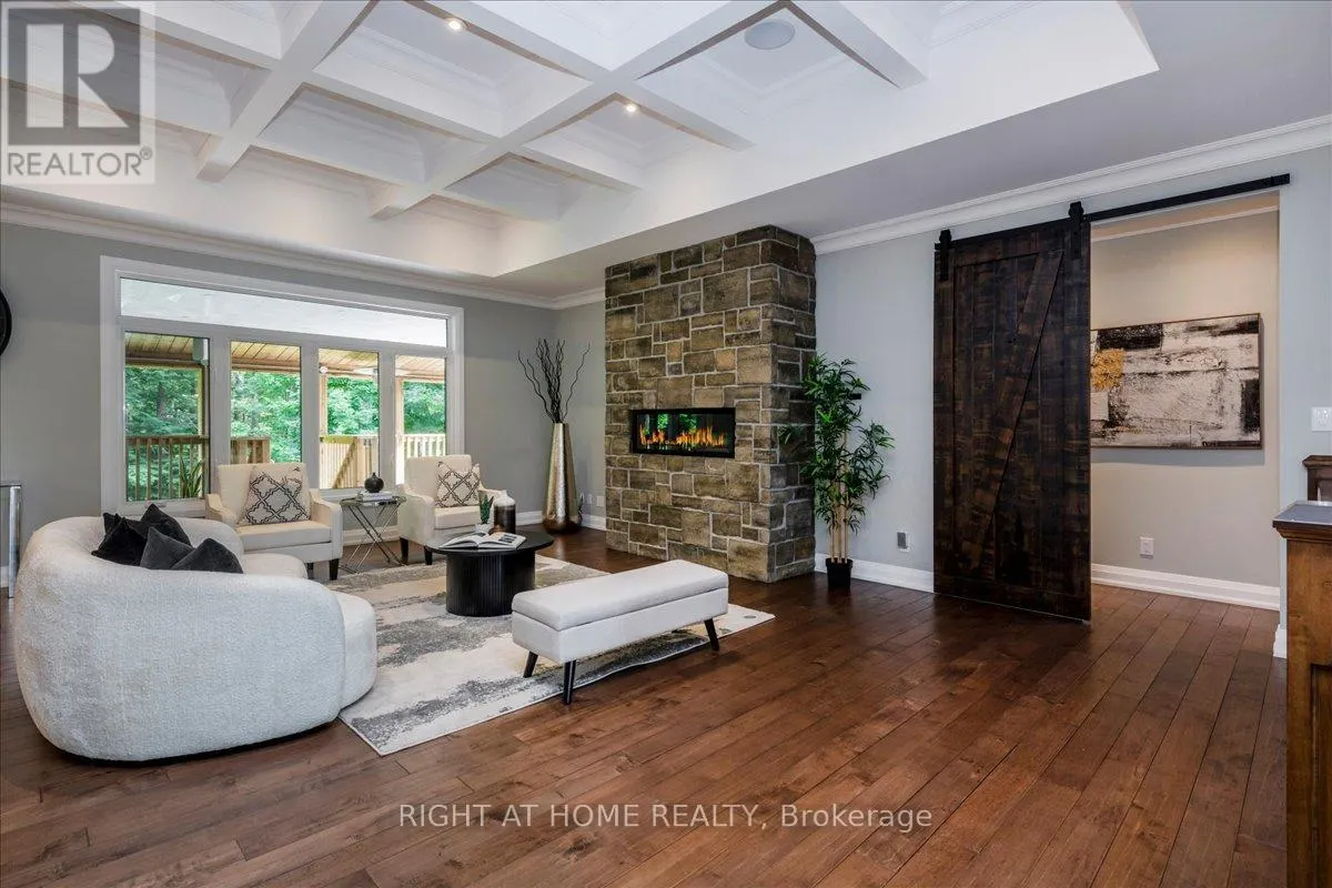 8 LLOYD COOK DRIVE W