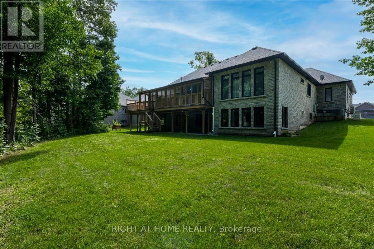 8 LLOYD COOK DRIVE W