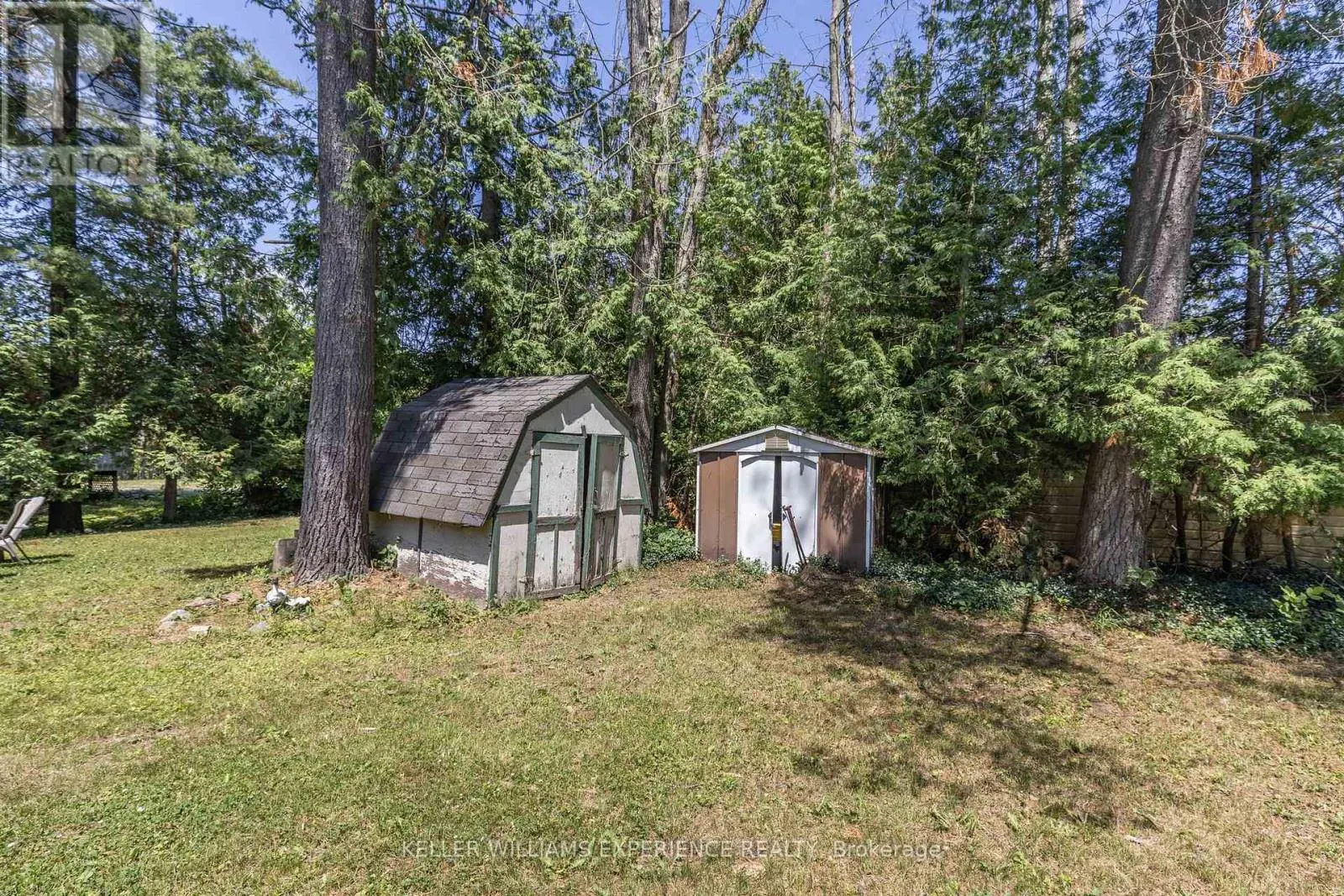 10 SIMCOE ROAD