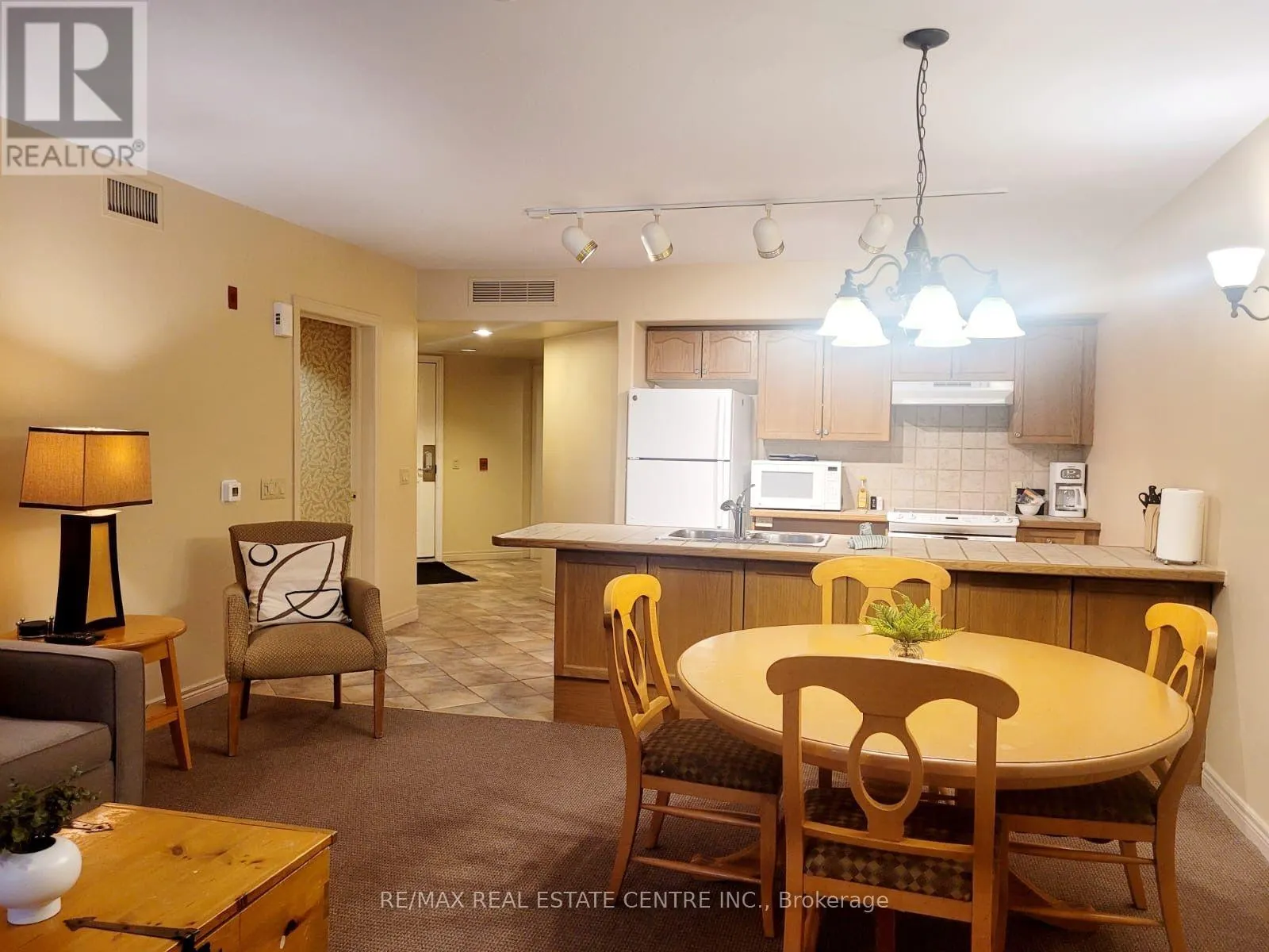 2120 - 90 HIGHLAND DRIVE