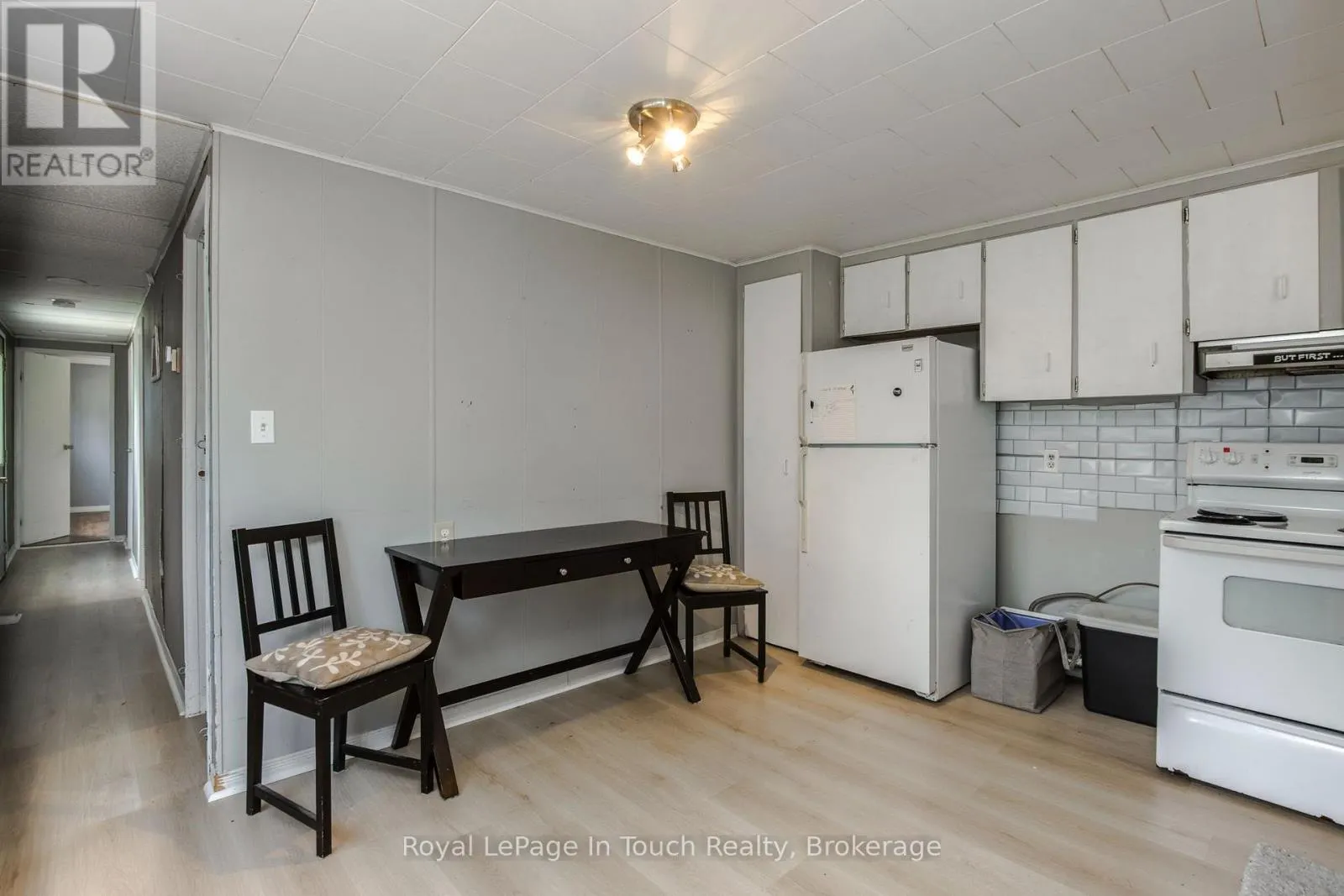 21 VICS ROAD